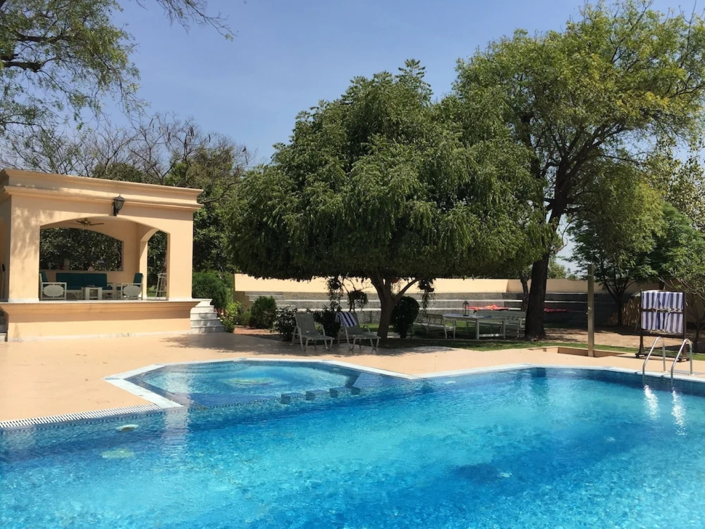 WelcomHeritage Sheikhpura Kothi