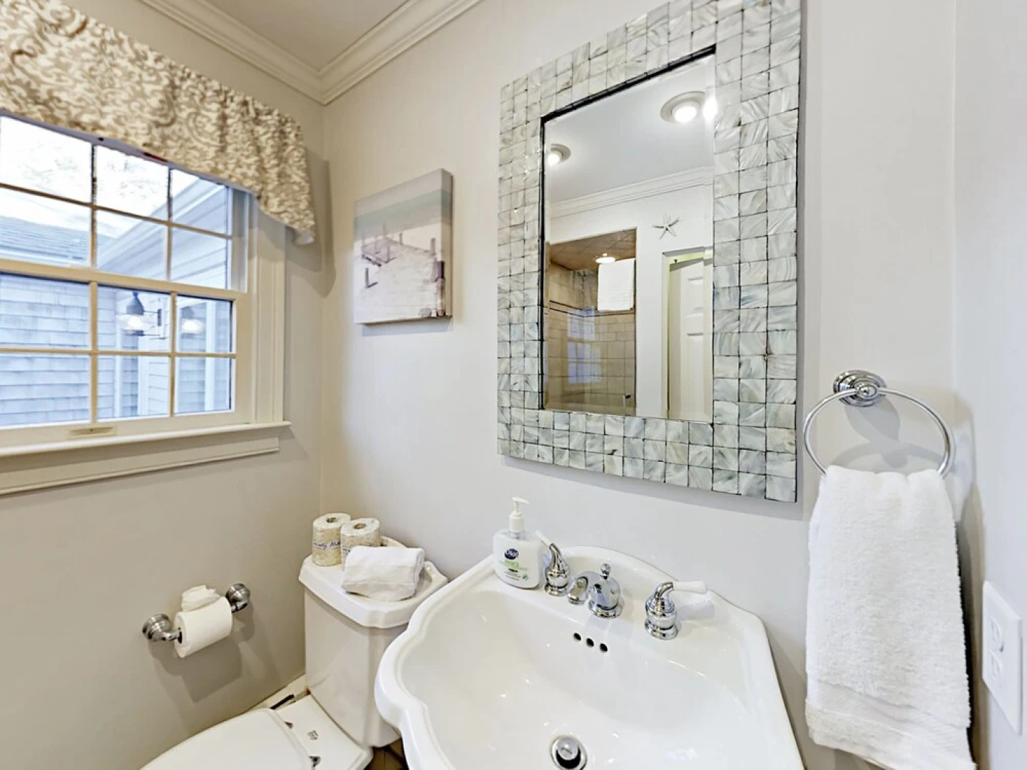 39 Tirrells - 3 Br Home