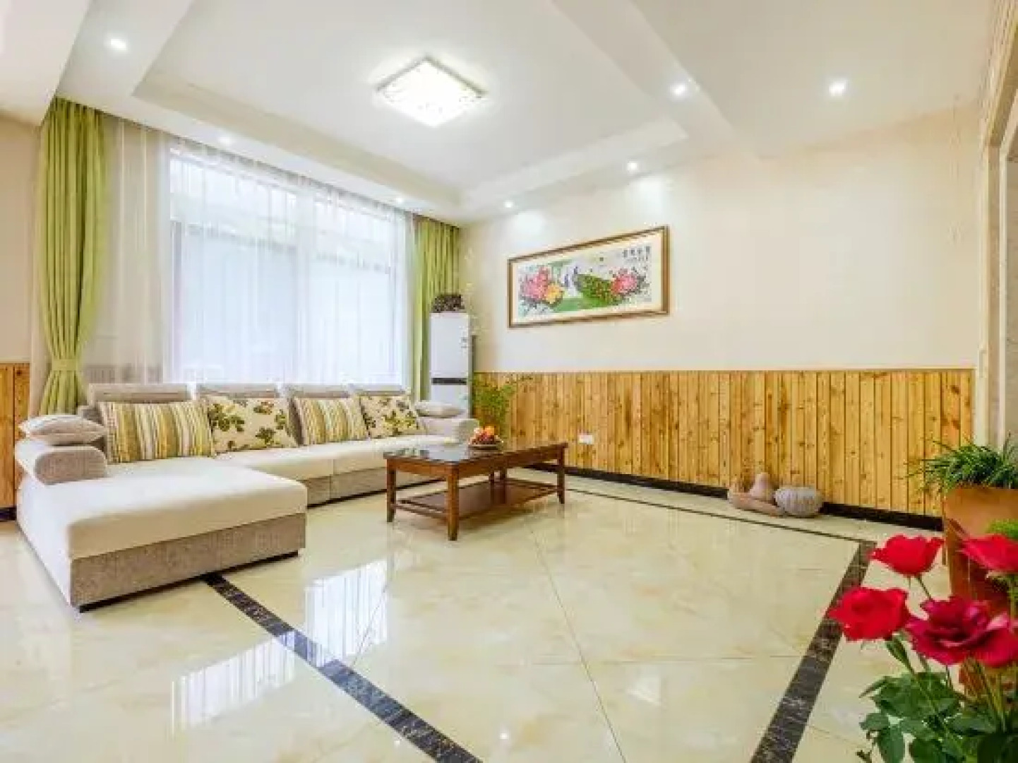 Linxi Xiaozhu Hostel