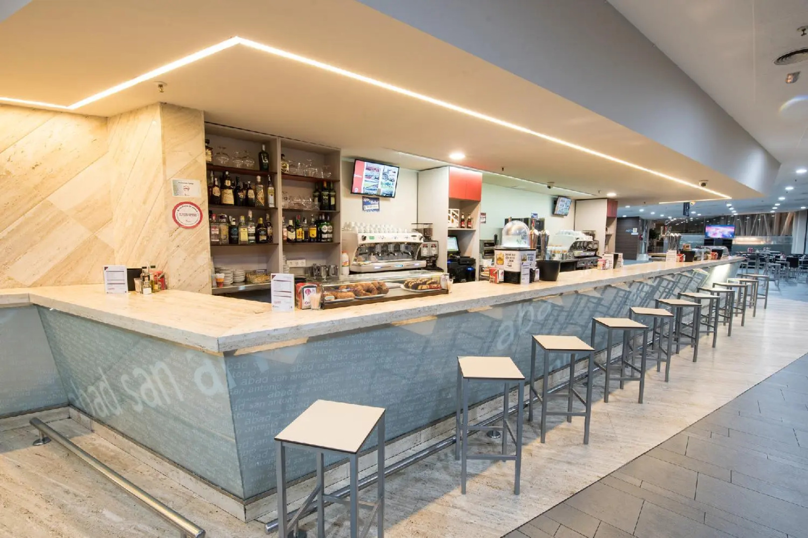 Abad San Antonio Hotel