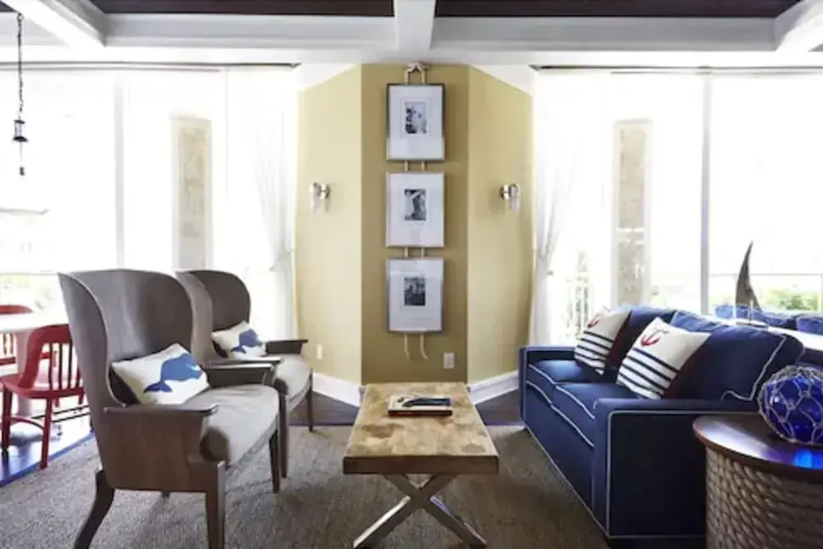 Port Royal Oceanfront Hotel