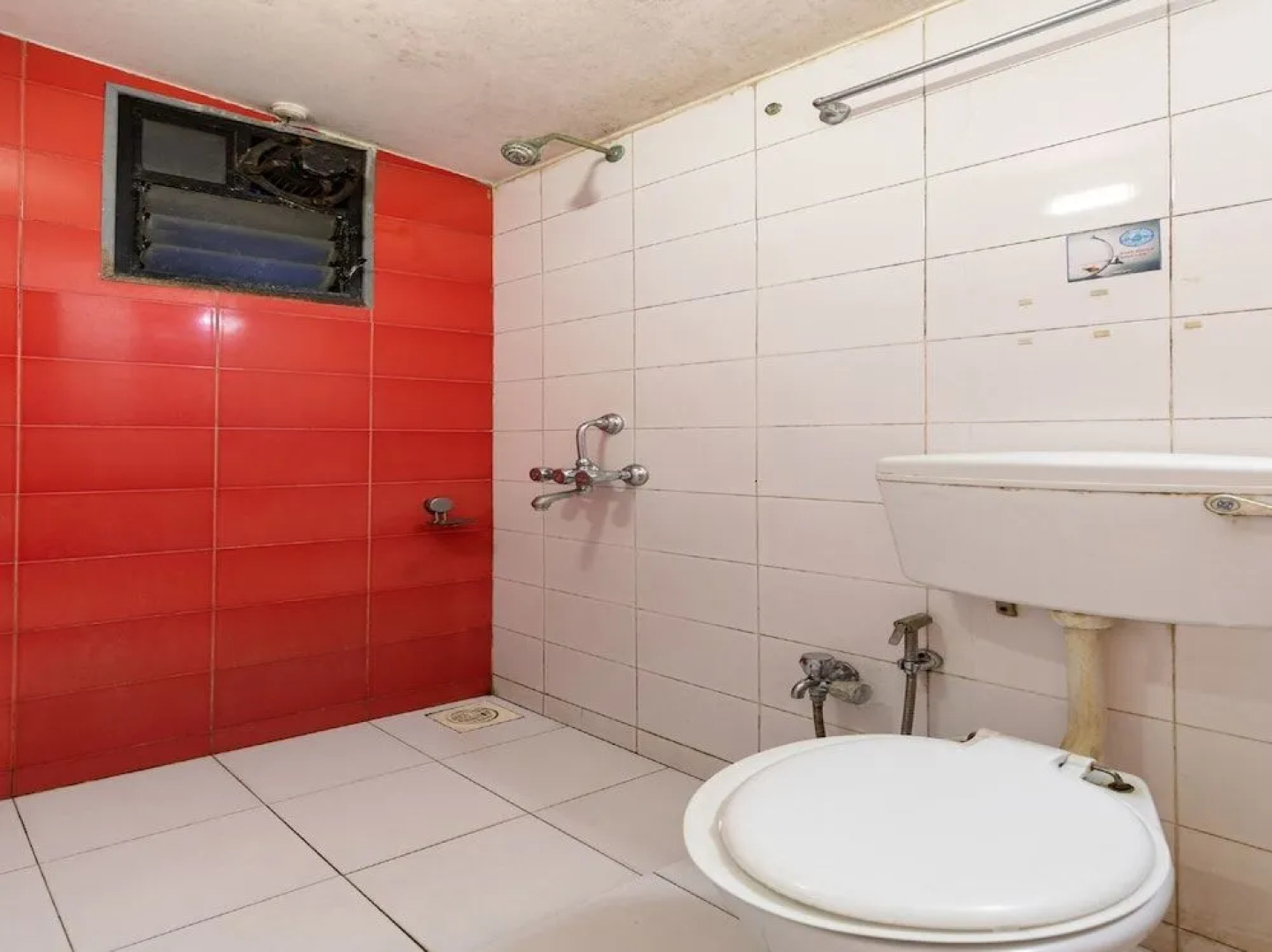 Capital O 47539 Capital O Umbergaon Club