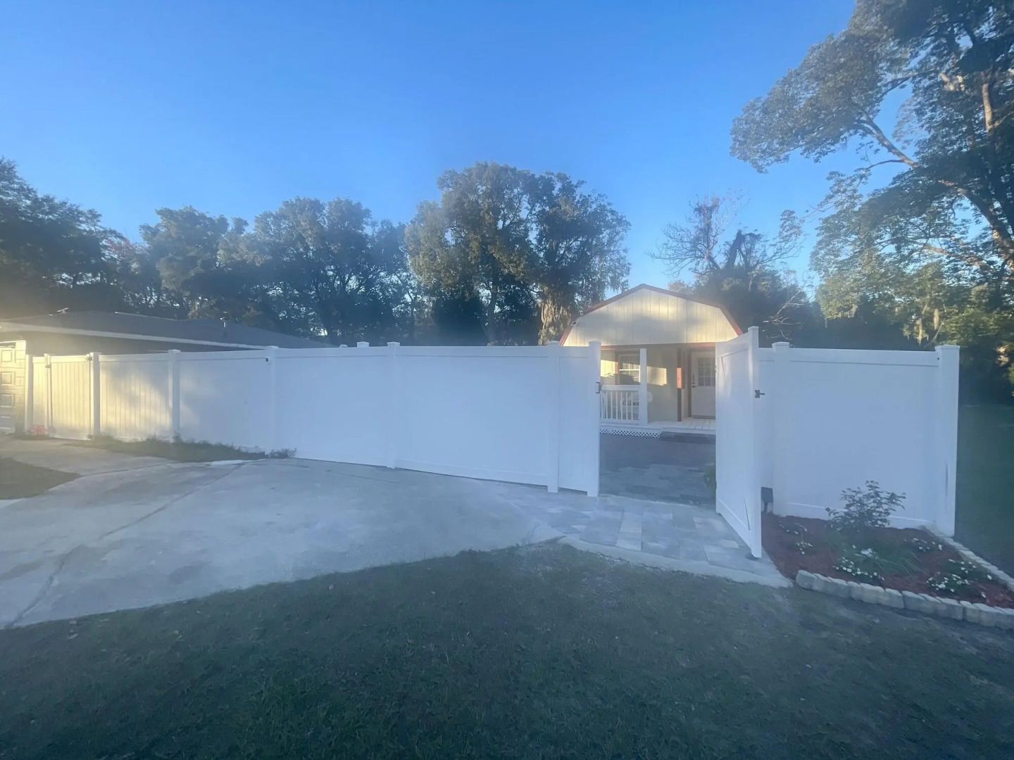 The Tiny Cottage in The Springs