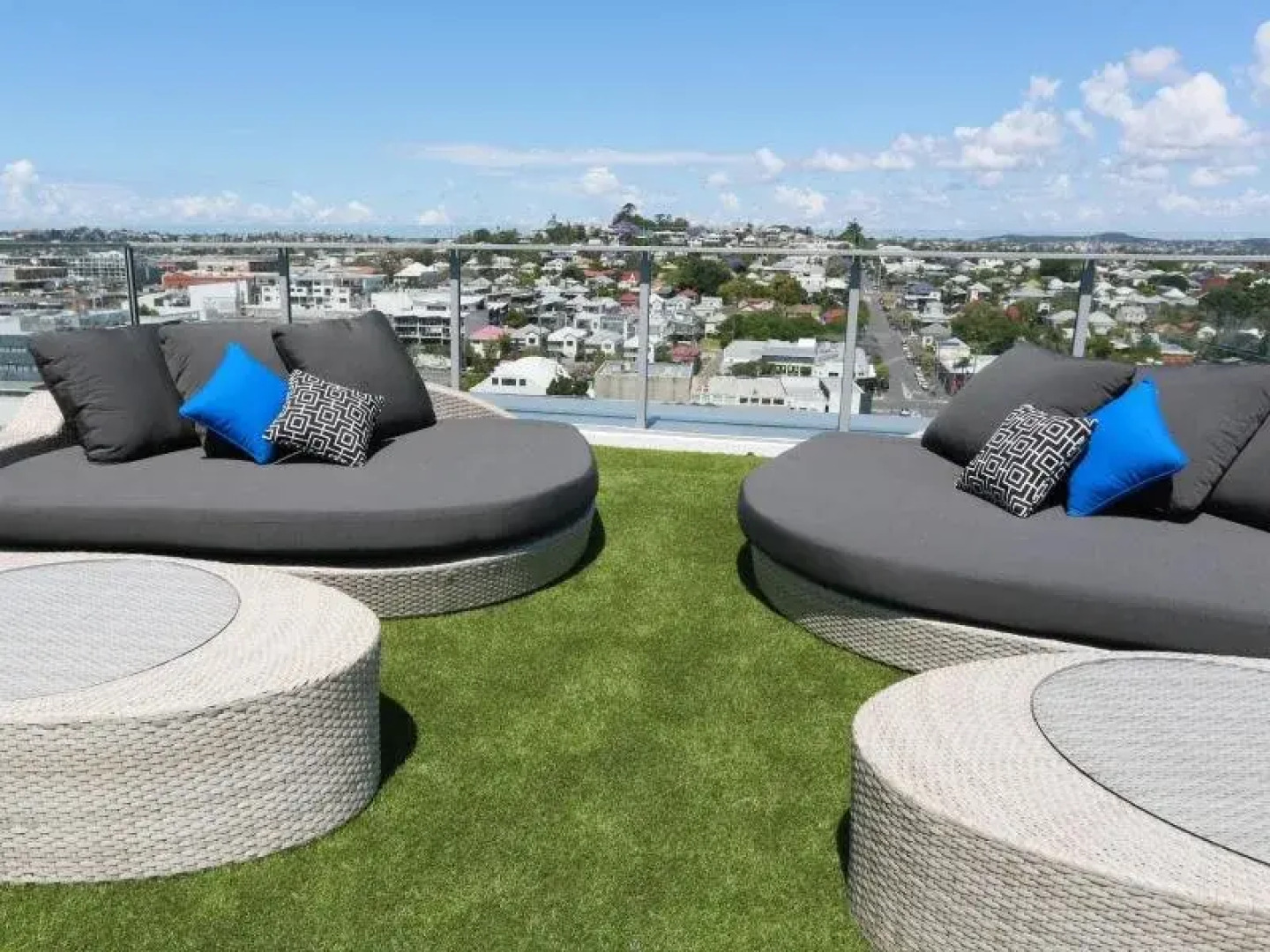 Alex Perry Hotel & Apartments