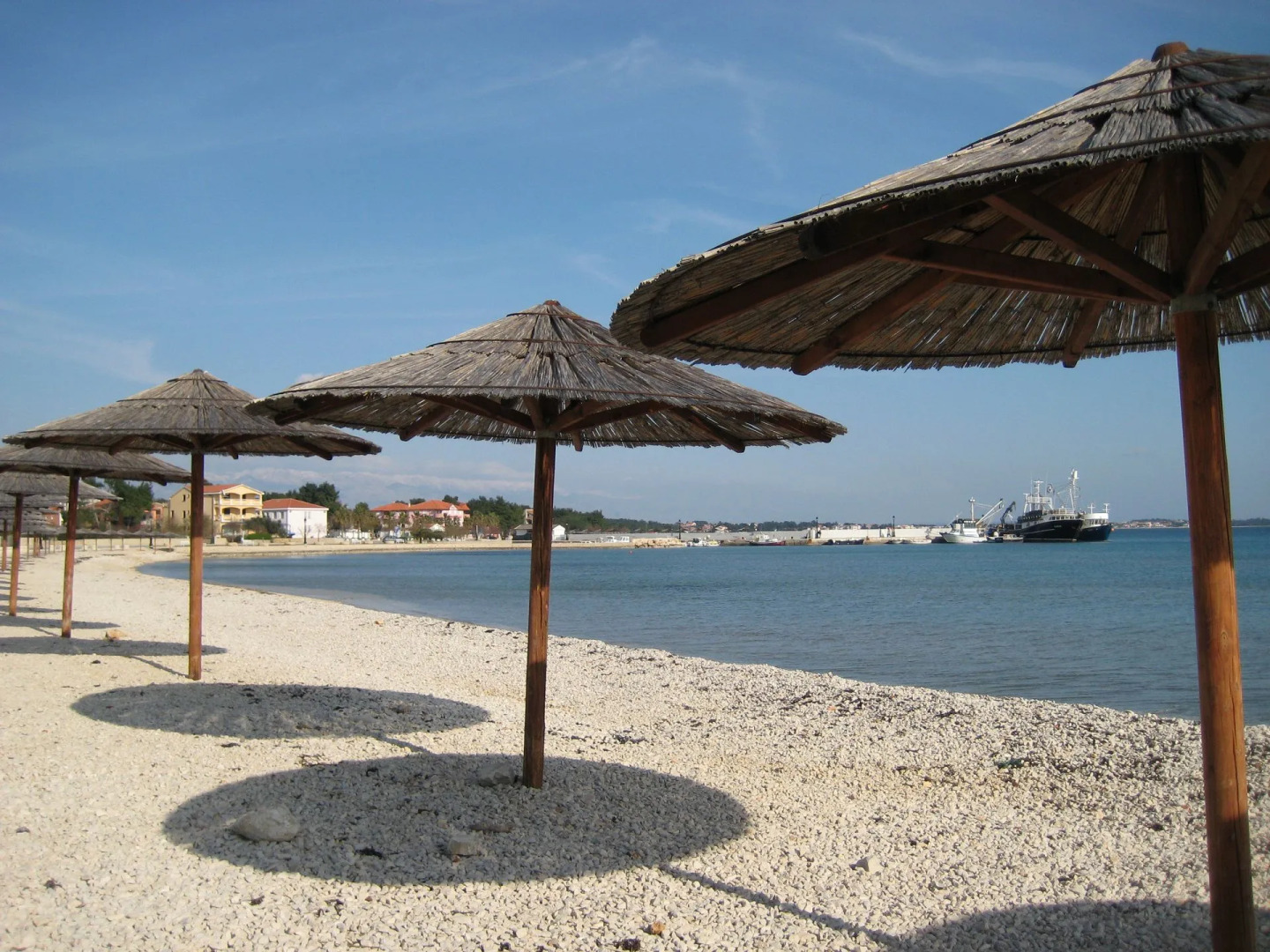 Holiday house Branka - 80 m from beach: Vir, Zadar riviera