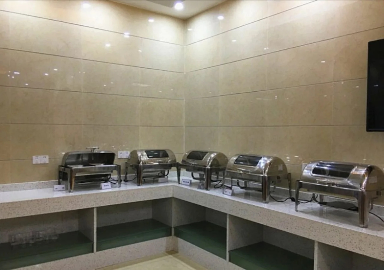 GreenTree Inn Hunan Jishou Longshan Yuelu Avenue Business Hotel