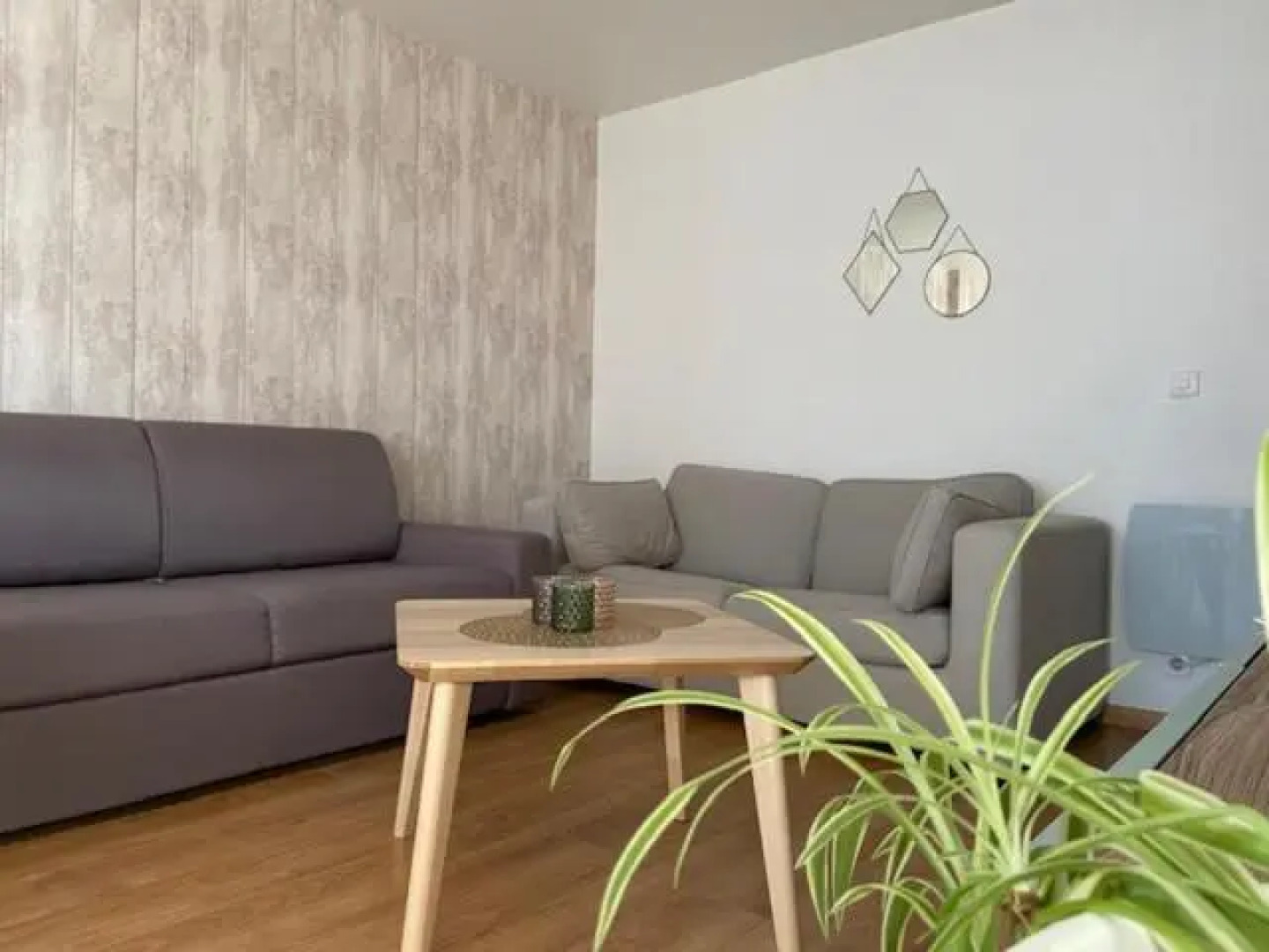 Au 96 - 4 pers - Aux portes de Lille - 3 min Métro Lomme Lambersart