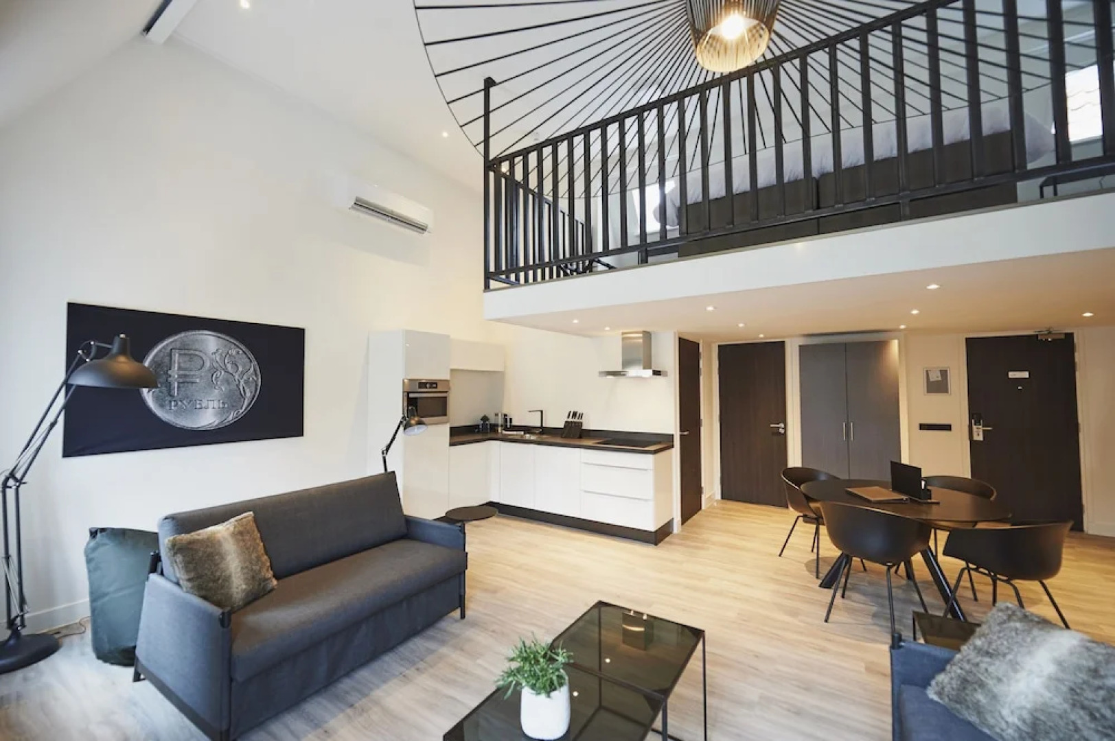 "DE BANK" - Hotel Apartments