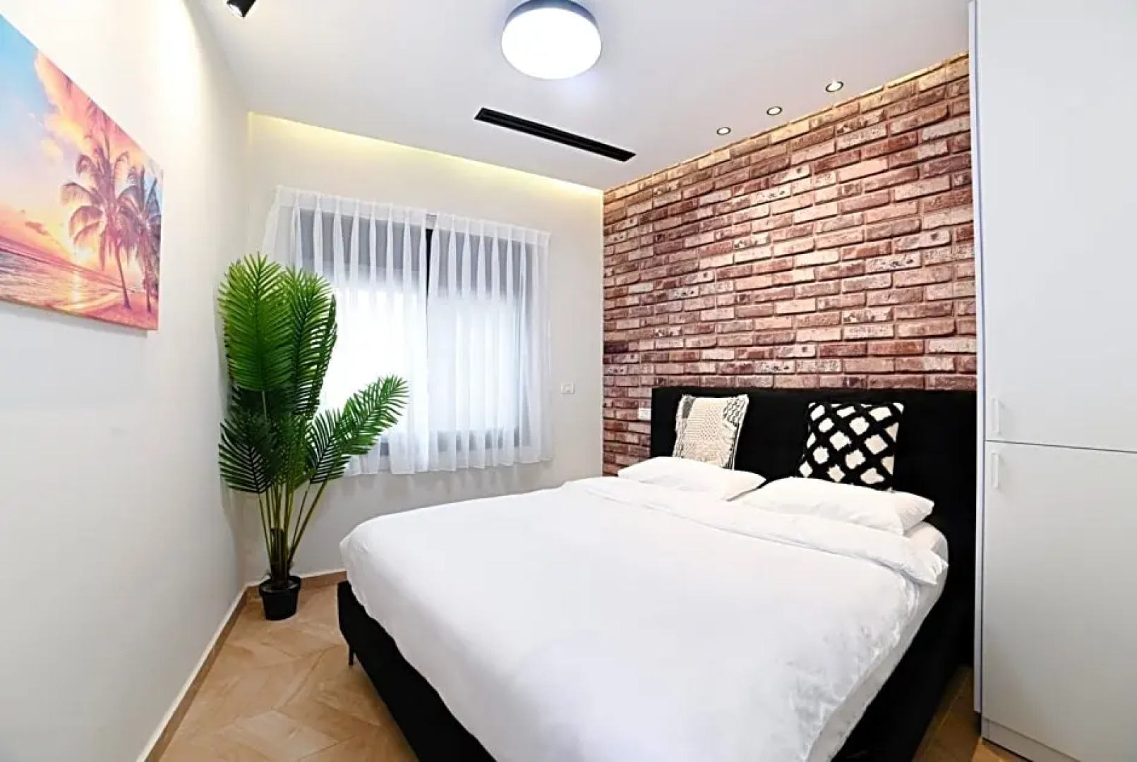 Anil's house - מתחם צימרים עם בריכה מקורה ומחוממת Zimmer with heated swimming pool