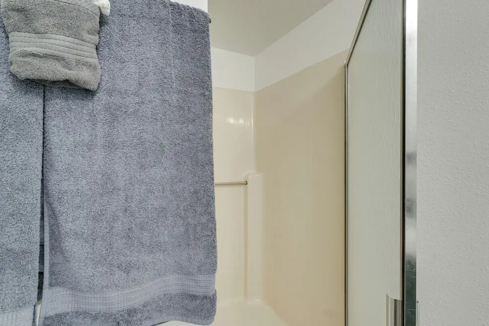 Table Rock Lake Condo 3 Mi to Boat Ramp!