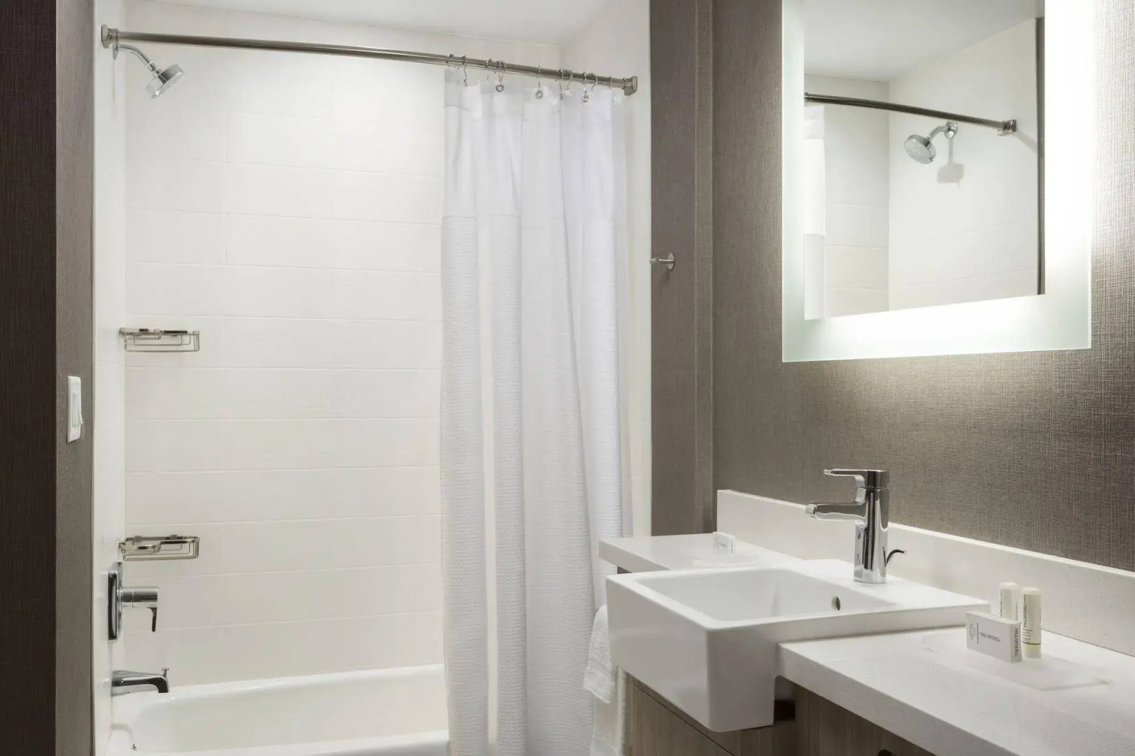 SpringHill Suites by Marriott Belmont Redwood Shores