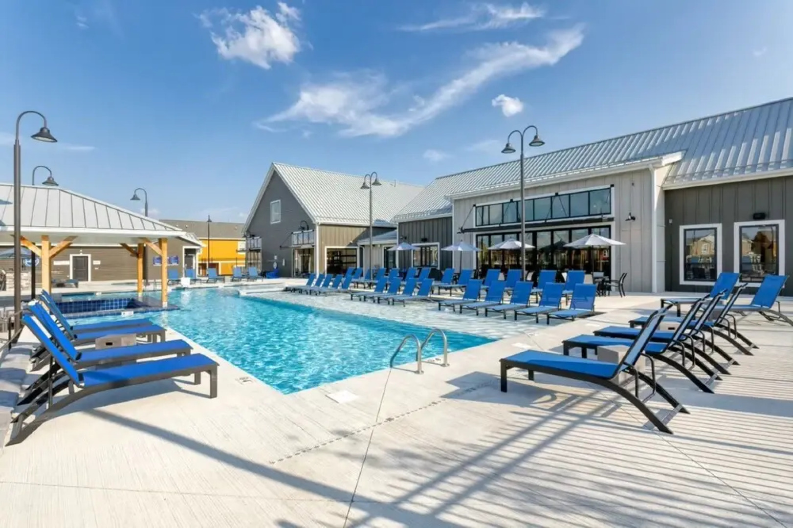 4BR Comfort House With Modern Amenities