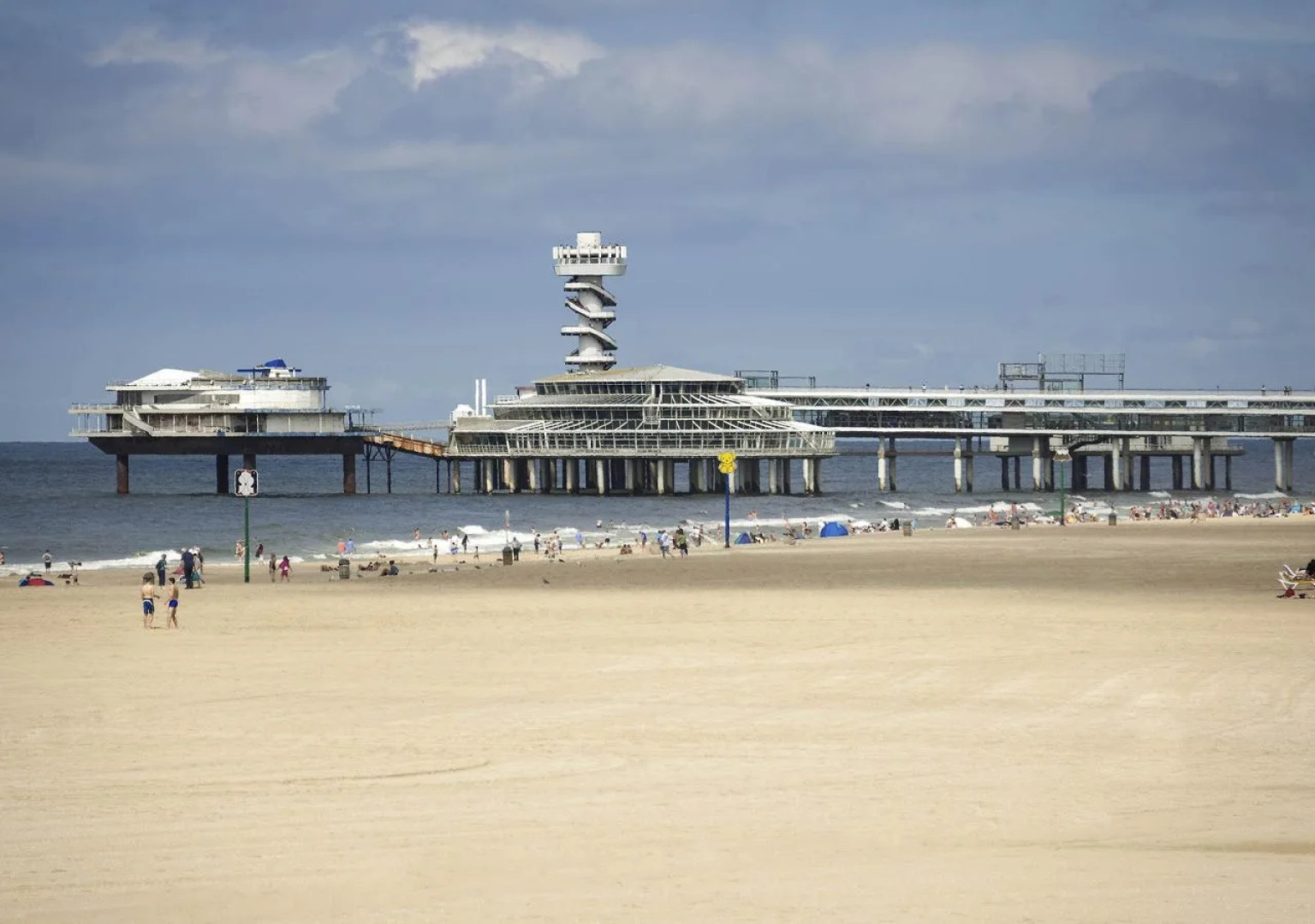 Cove - Centrum, Passage