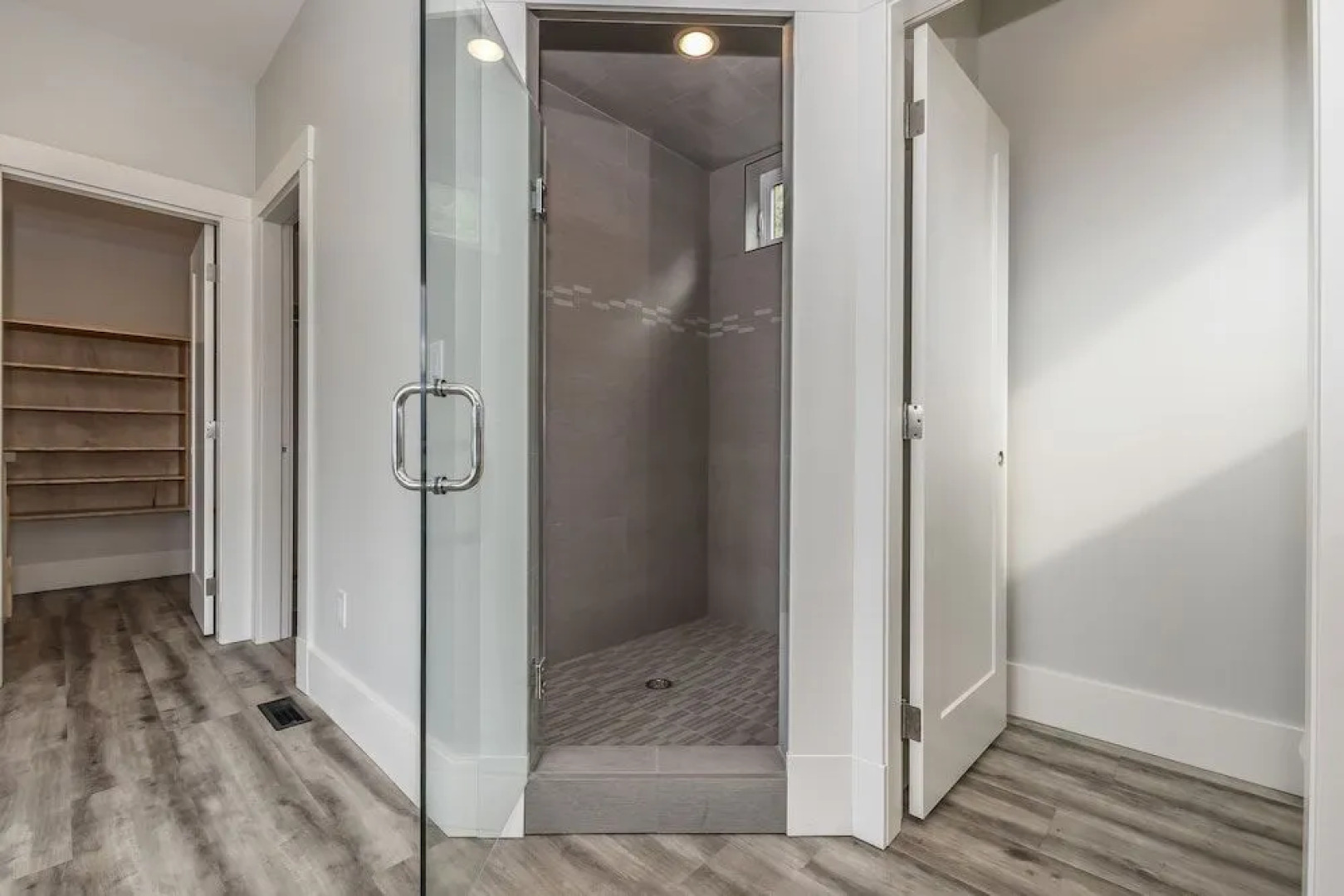 The Lodge on Harrison Lake