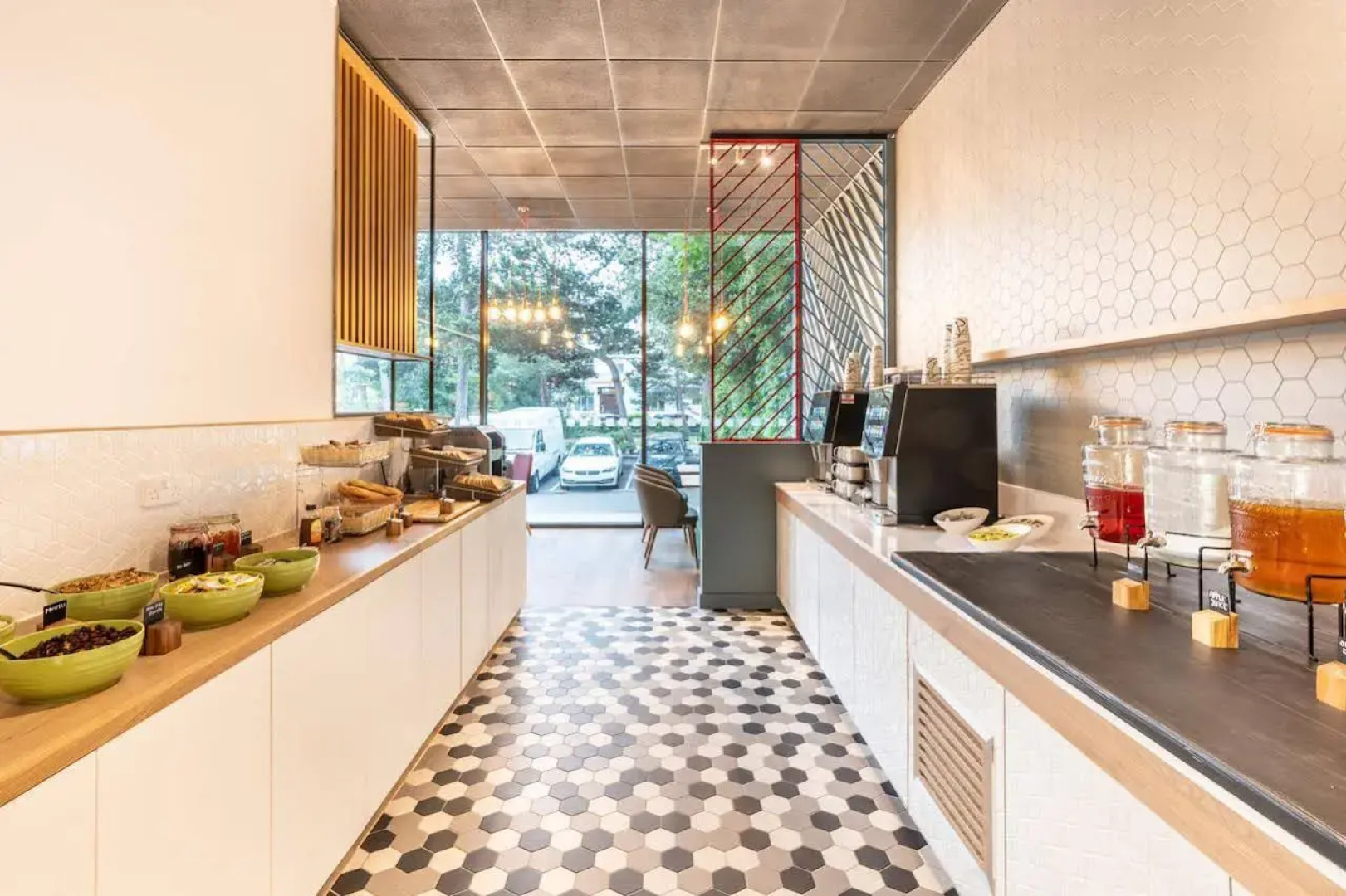 Holiday Inn Bournemouth by IHG