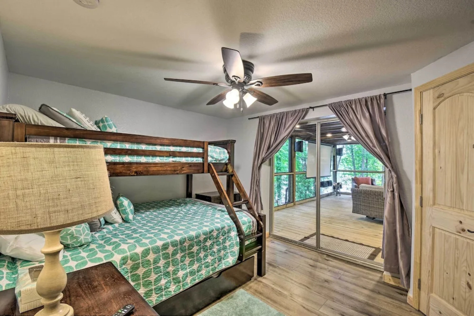 Hiawassee Getaway w/ Hot Tub, Deck & Lake Access!