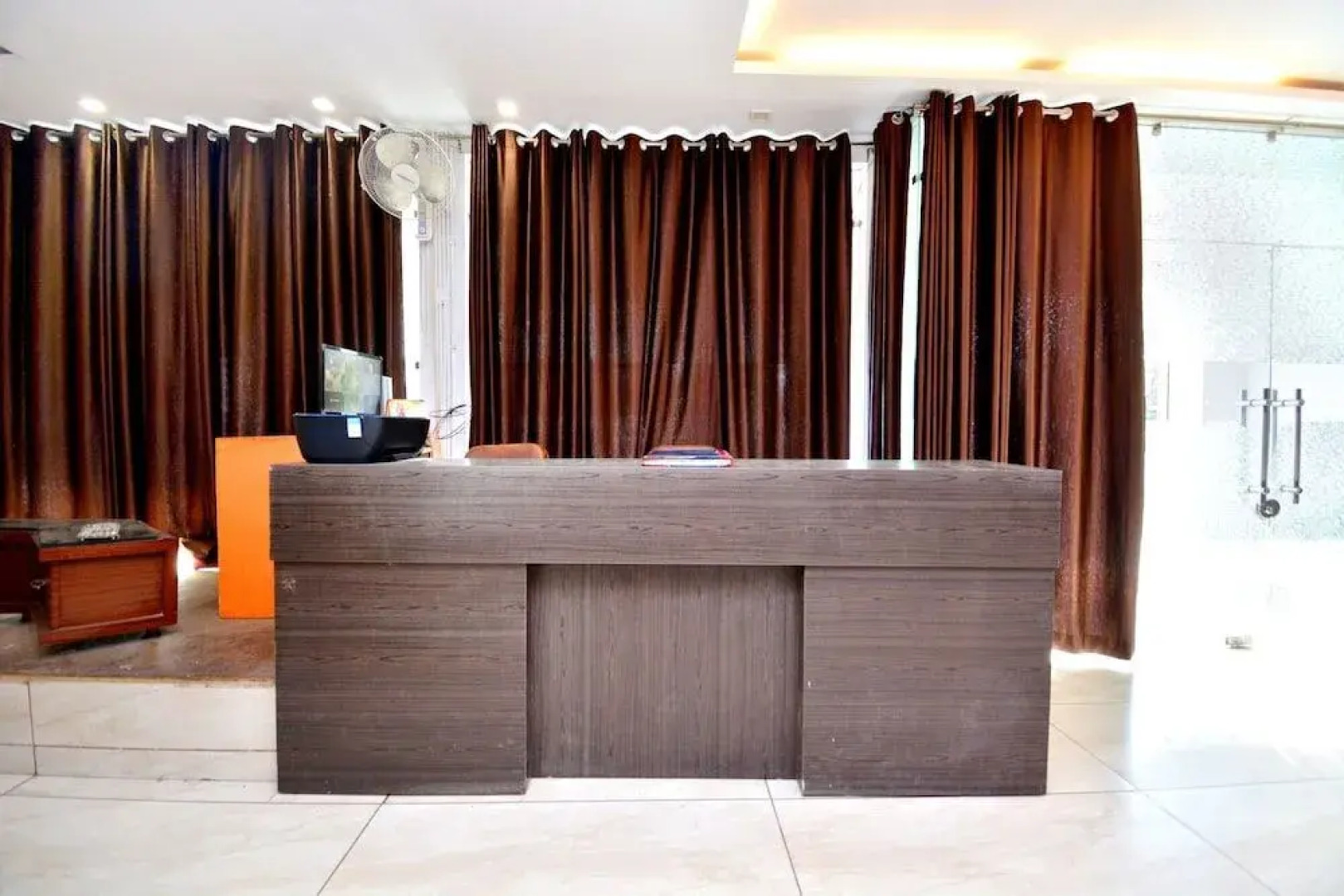 The Meridien by OYO Rooms