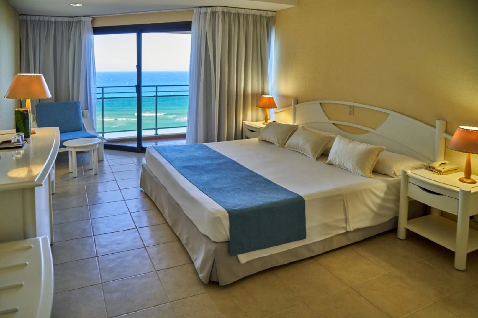 Bellevue Puntarena Playa Caleta