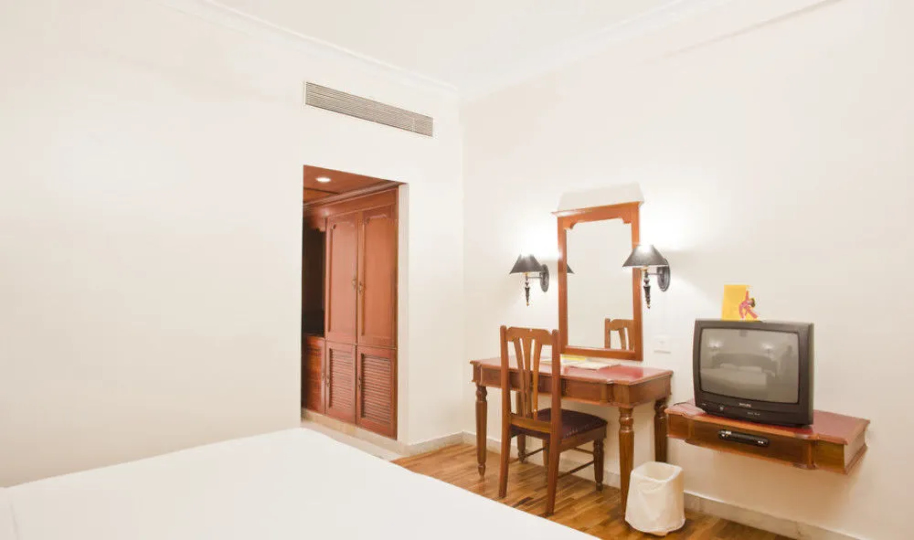 The Woods Manor MG Road