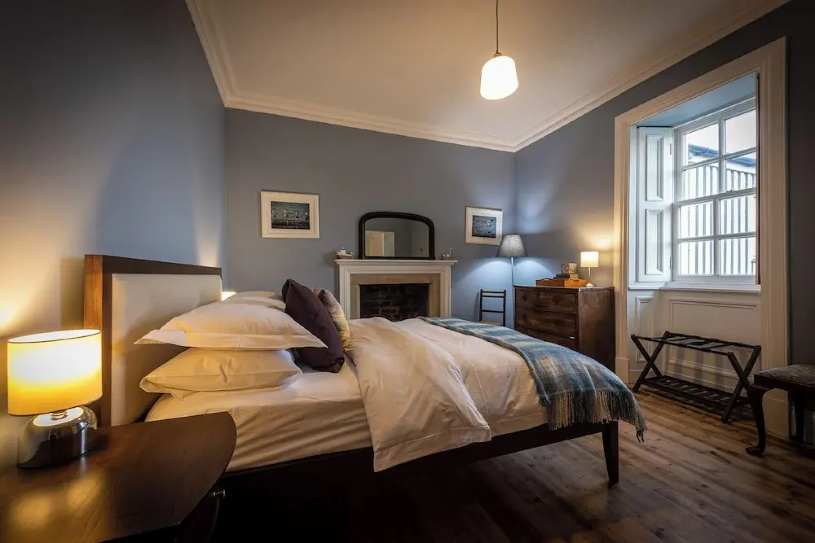 Eilean Sionnach Lighthouse Cottage