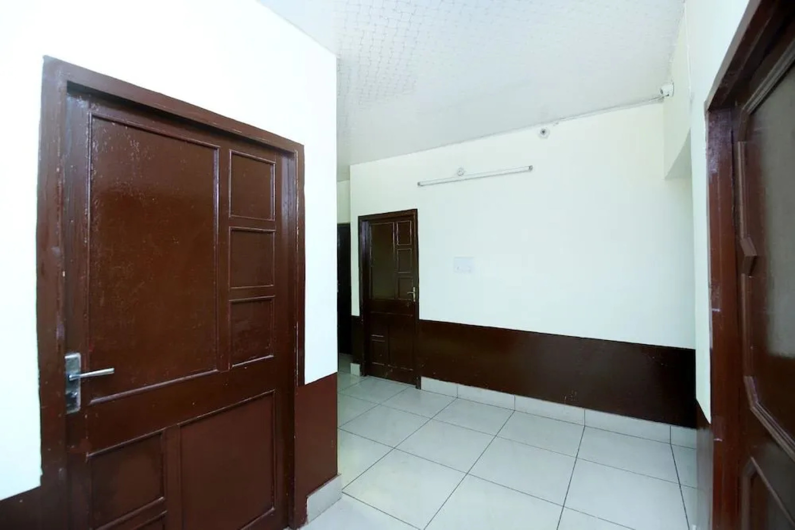 Spot On 42785 Mr Shawarma Family Restaurant And Hotel