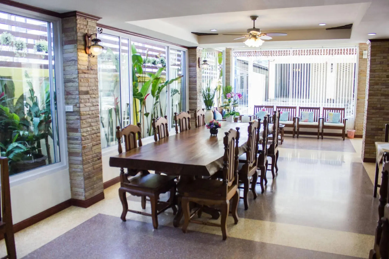 Baanrabiangmai Hotel