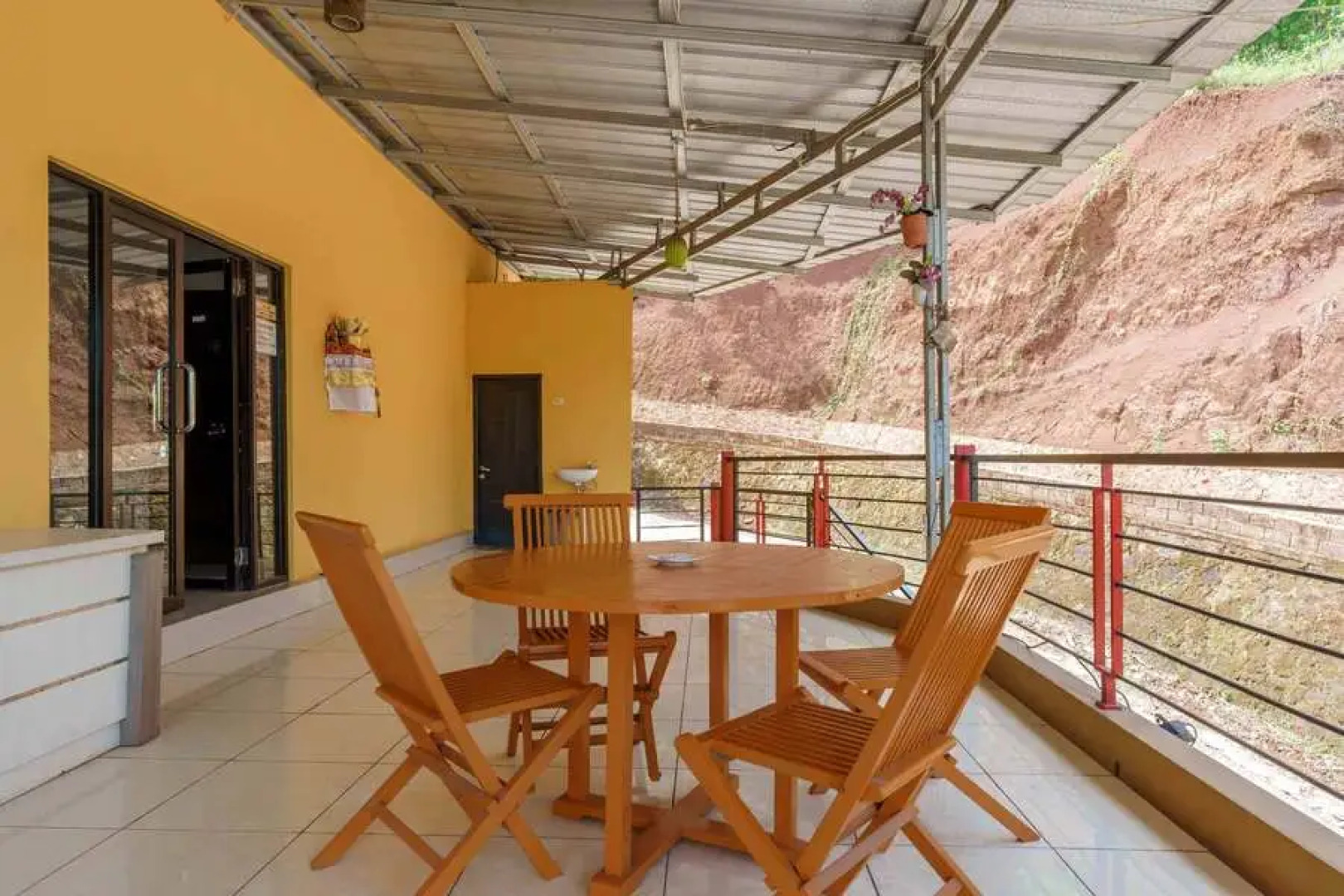 RedDoorz near Pelabuhan Bakauheni Lampung