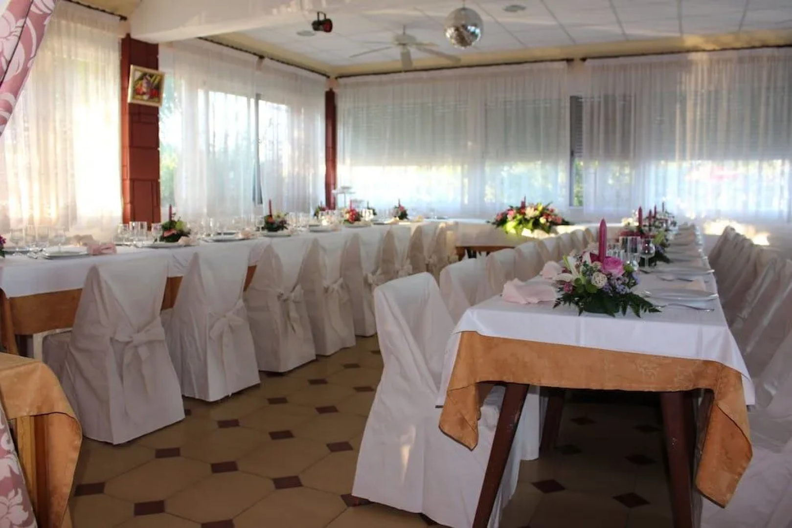 Hostal Montecarlo
