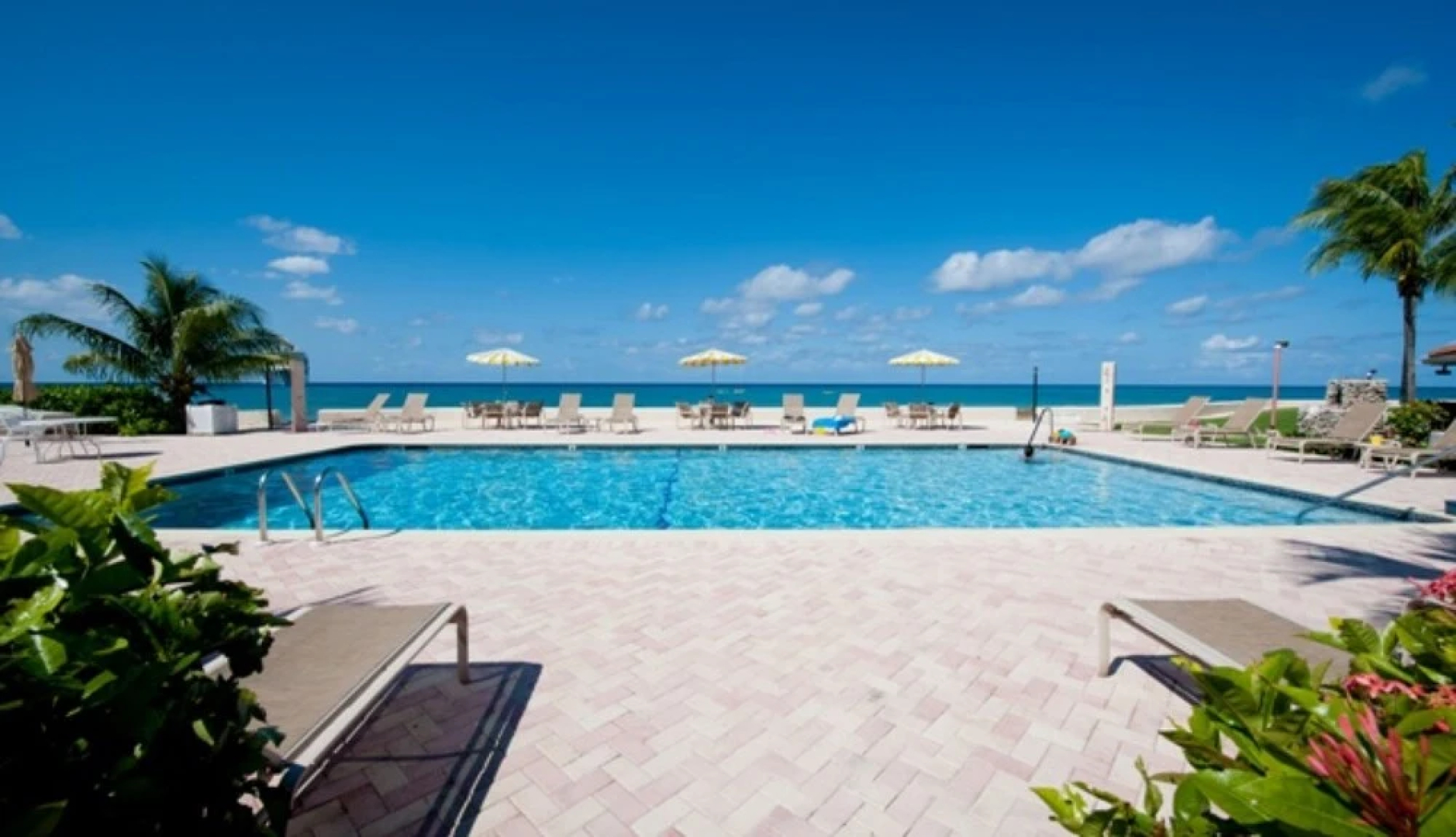 George Town Villas by Cayman Villas