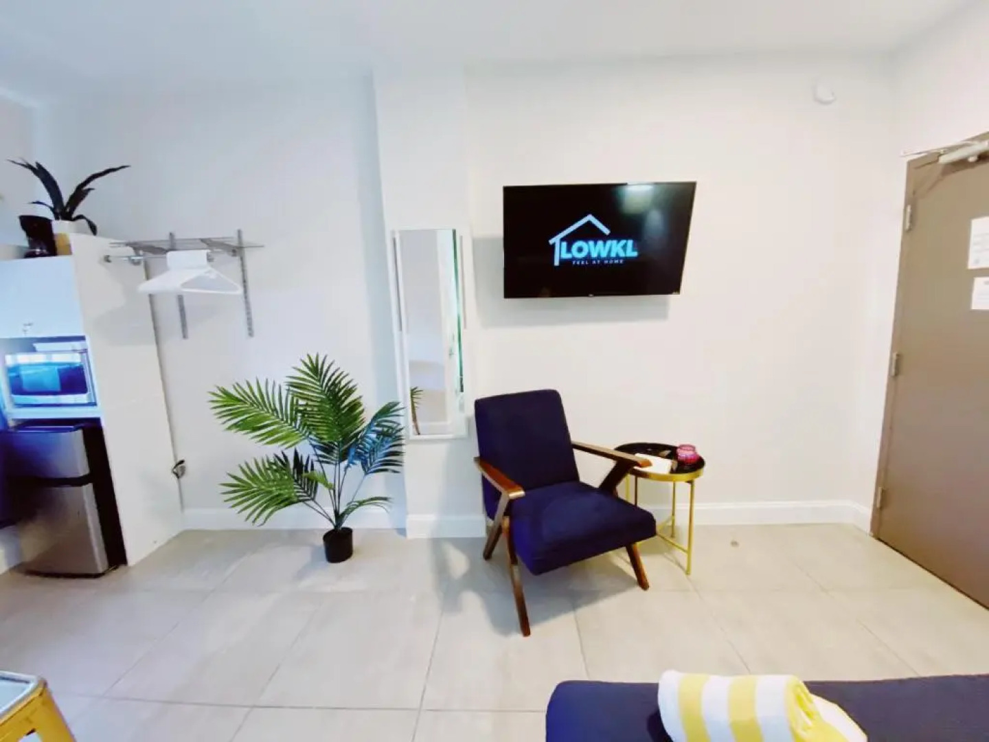 Miami International by Lowkl