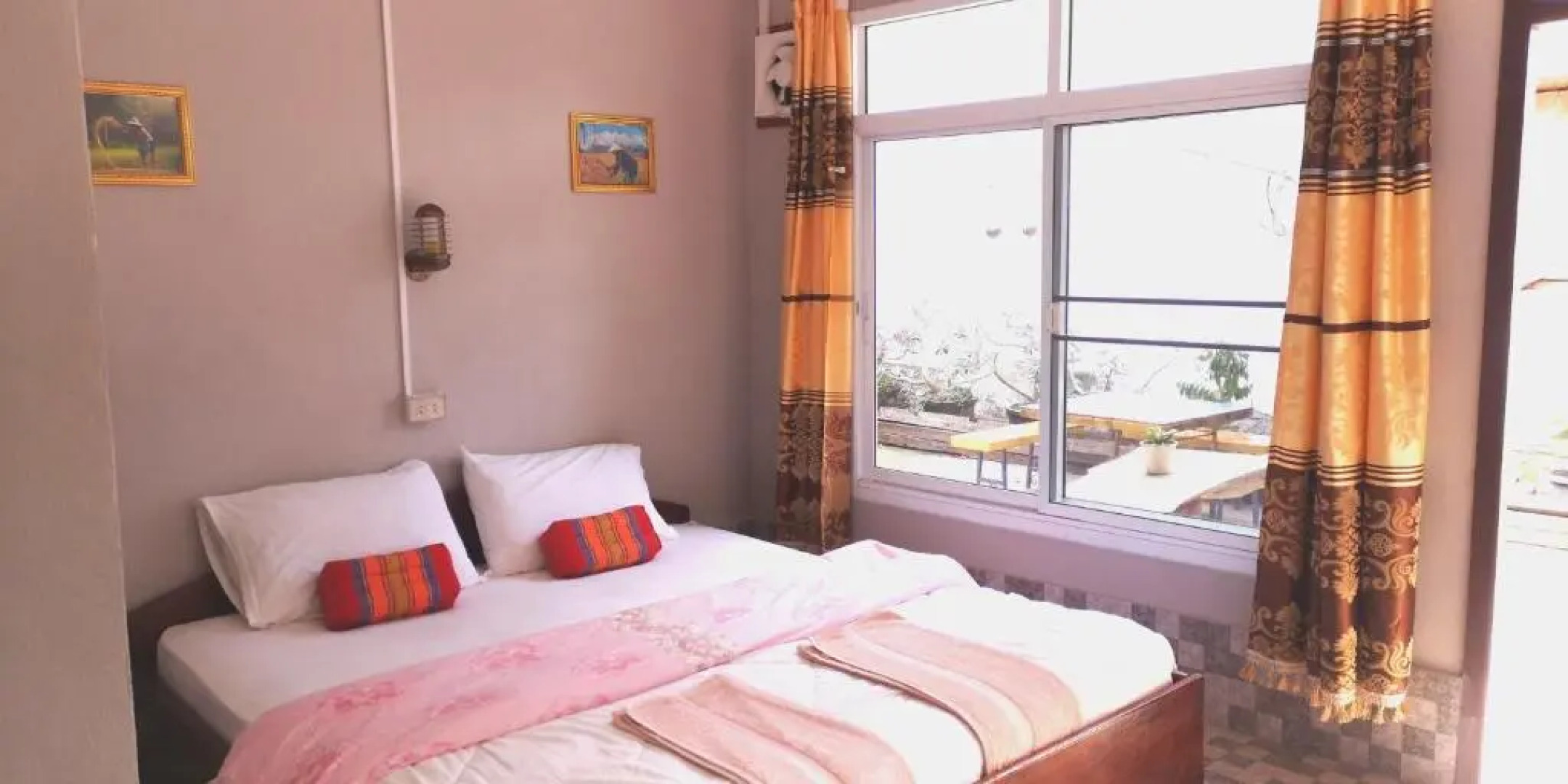 Khamphouy Guesthouse