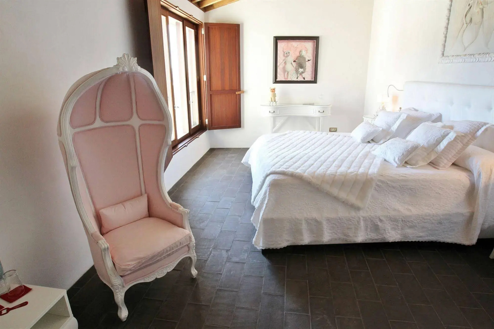 La Demba Art-Hotel & Restaurant