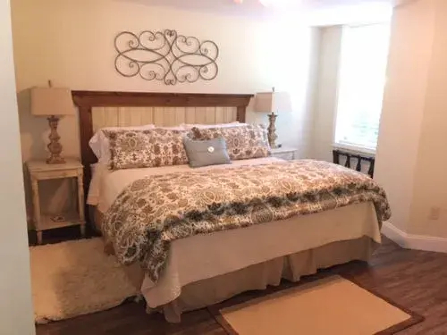 Woodlands Inn Of Sapphire Bed & Breakfast