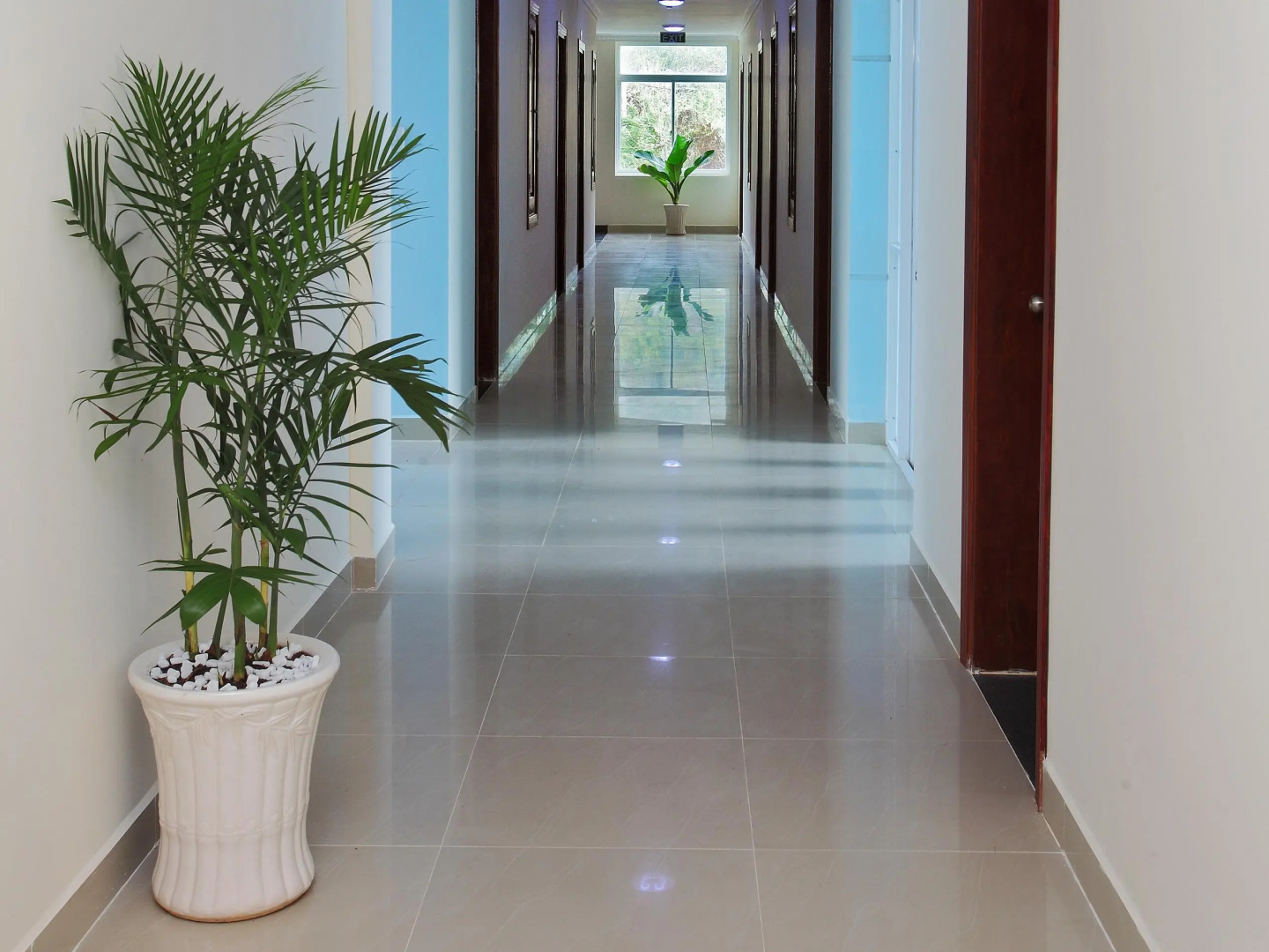 Minh Dam Hotel & Restaurant