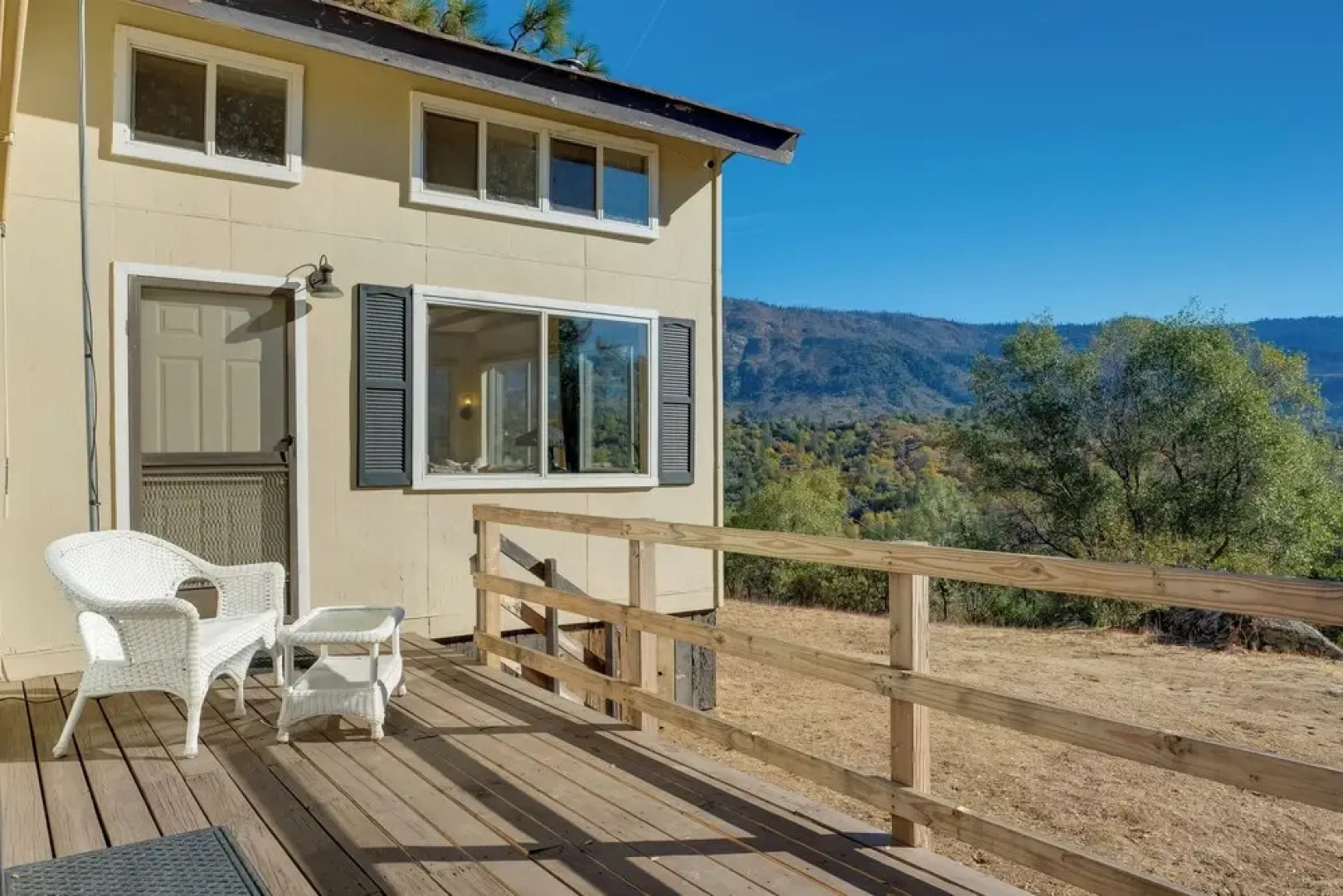 Secluded Mountain Hideaway < 8 Miles to Bass Lake!