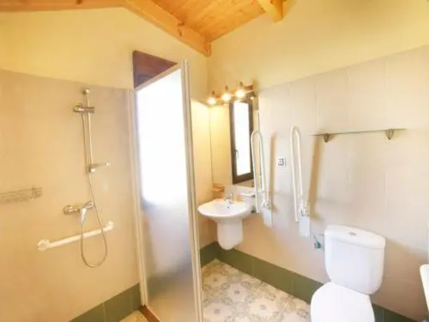 Apartamentos Rurales La Platea