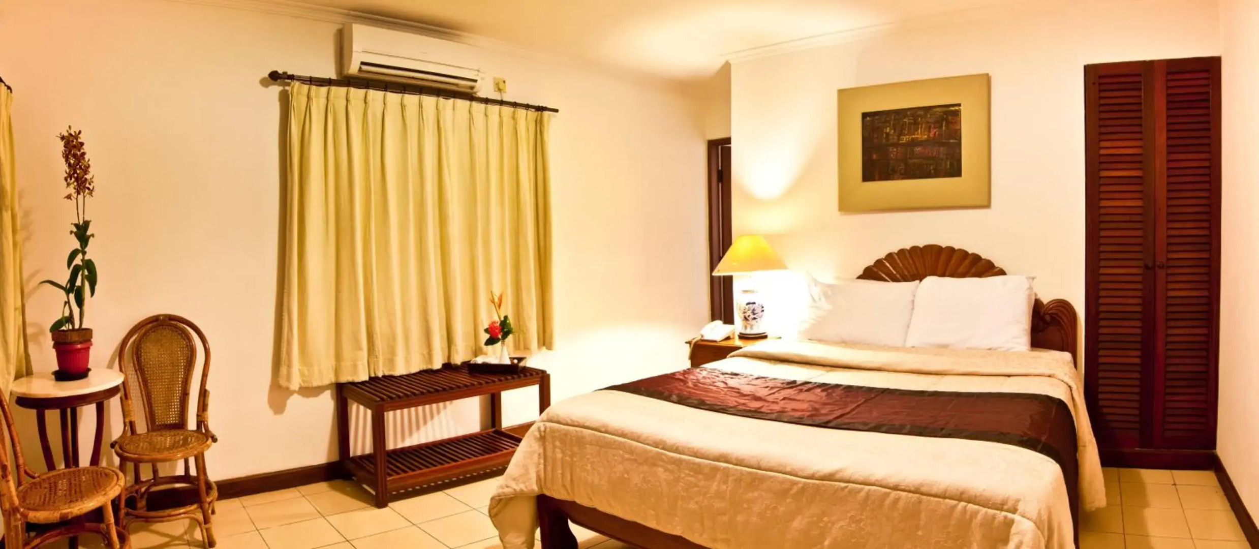 Yellow Star Hotel Gejayan