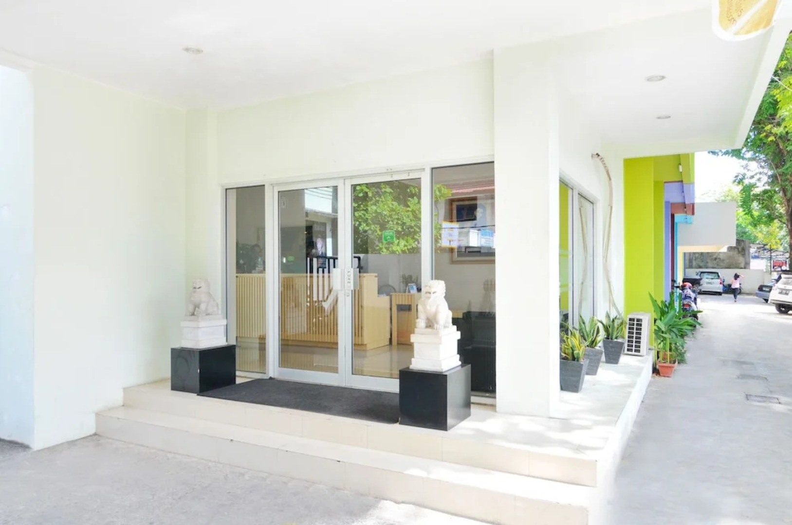 Airy Wenang Sutomo 4 Manado