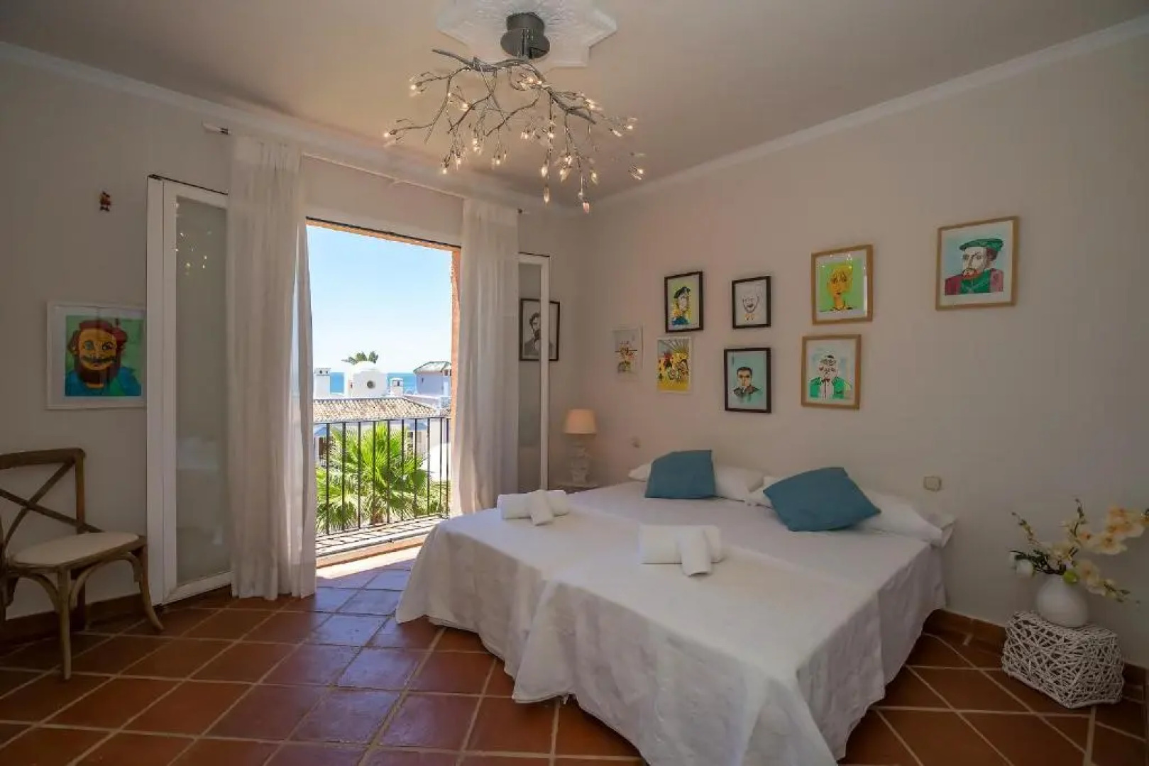 La Perla De La Bahia 912