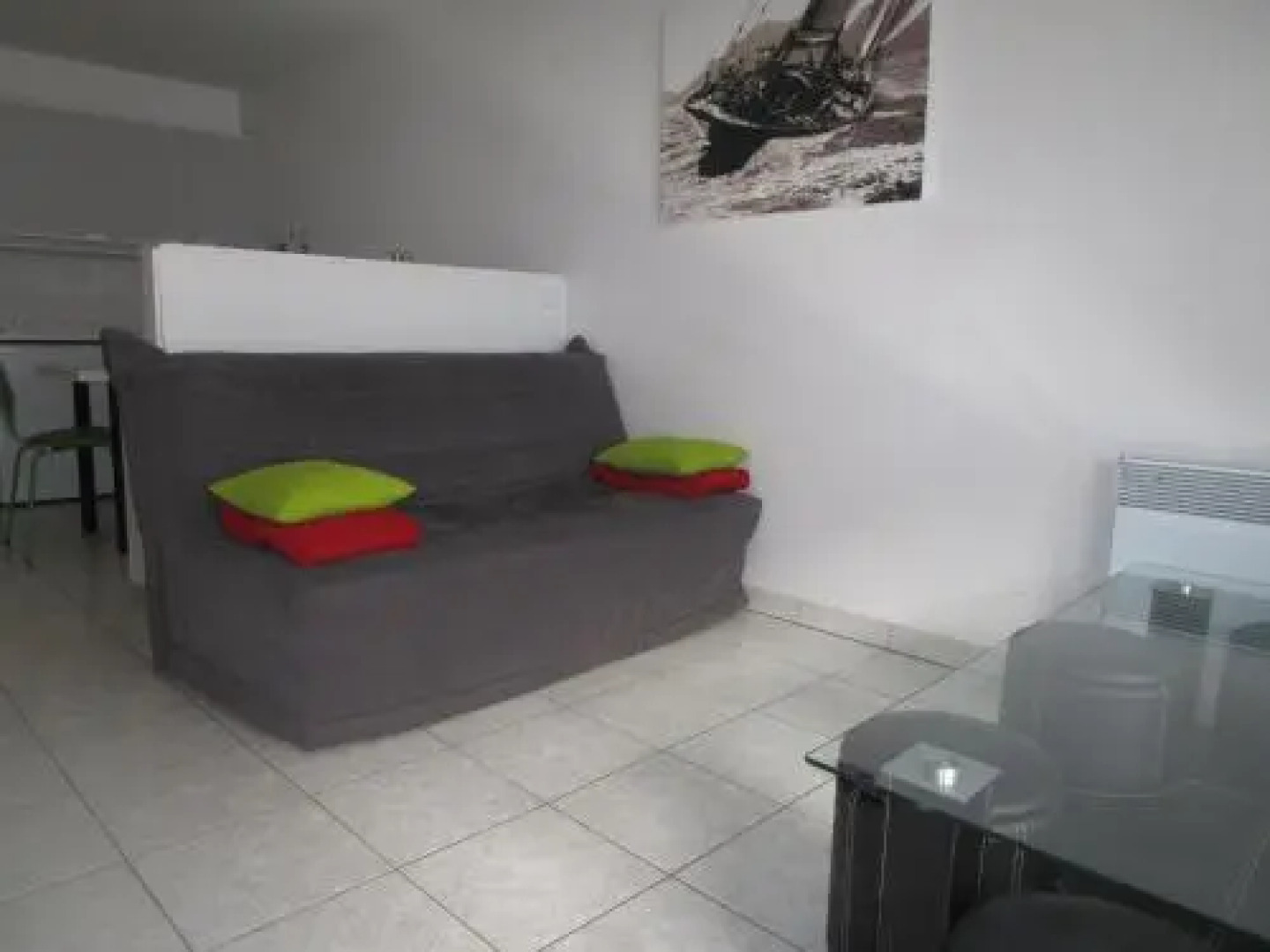 Rental Villa Place Guynemer