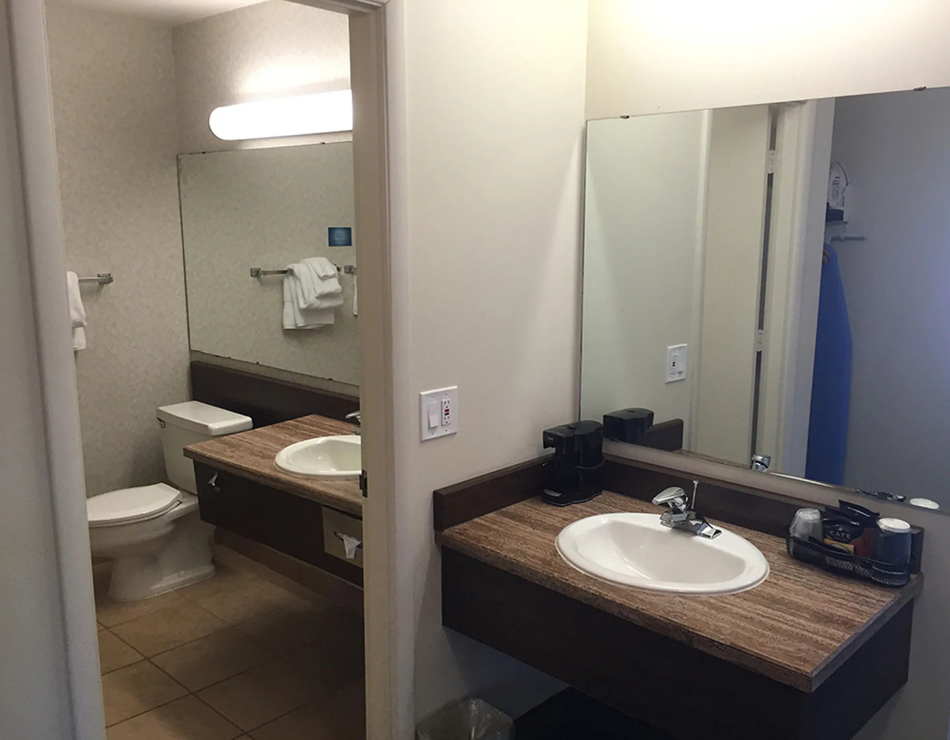 Astoria Riverwalk Inn