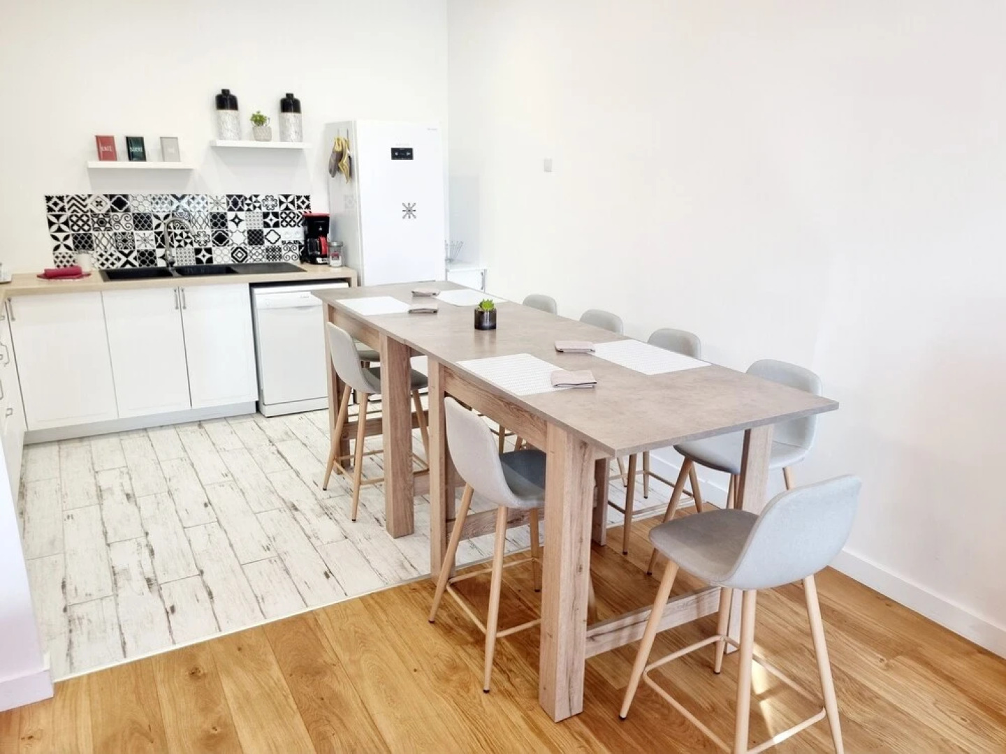 Grande Maison de Ville Rénovée Avec Cour Intérieure