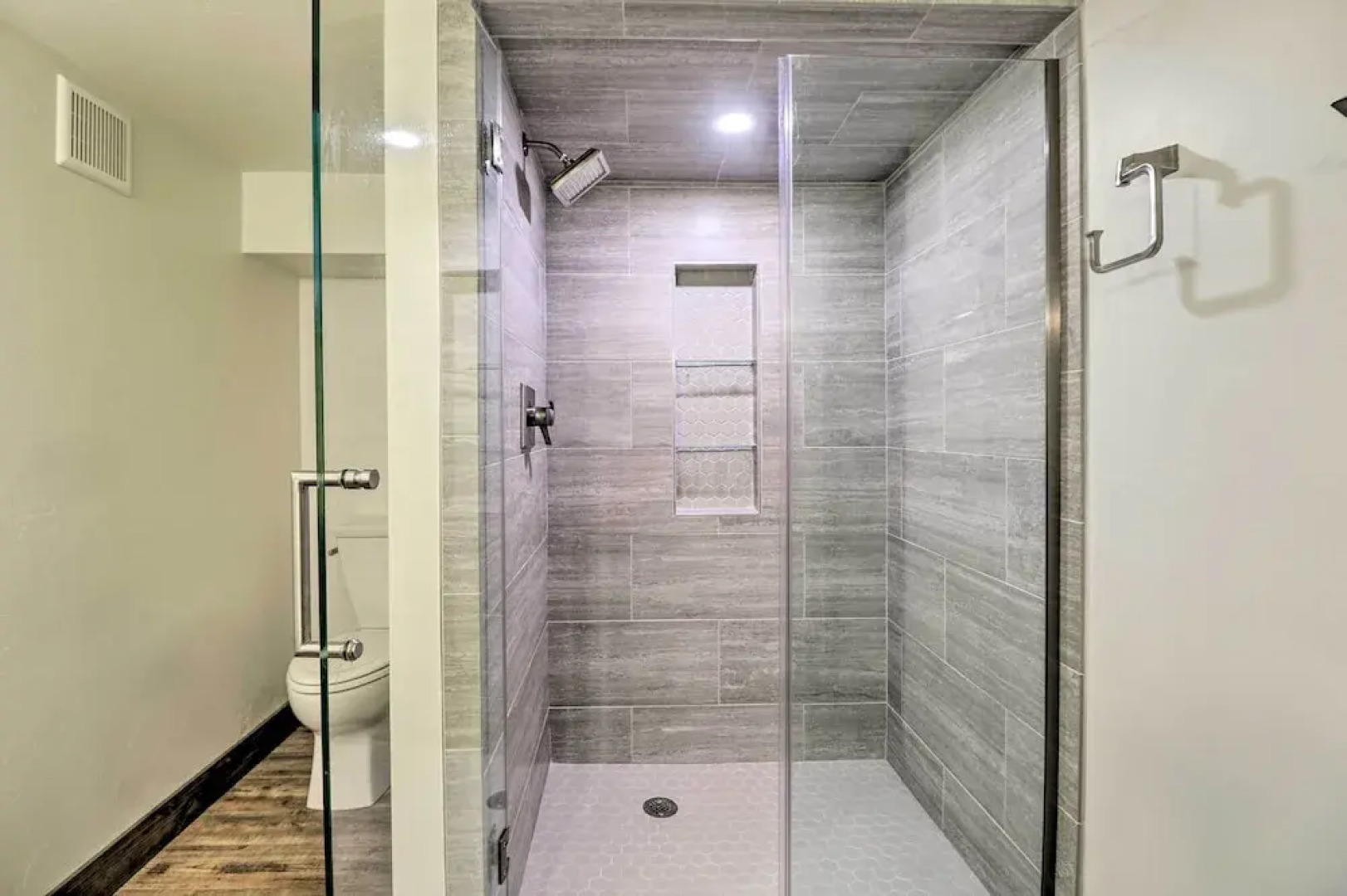 Newly Built Bigfork Gem ~ 1 Mi to Fish & Hike