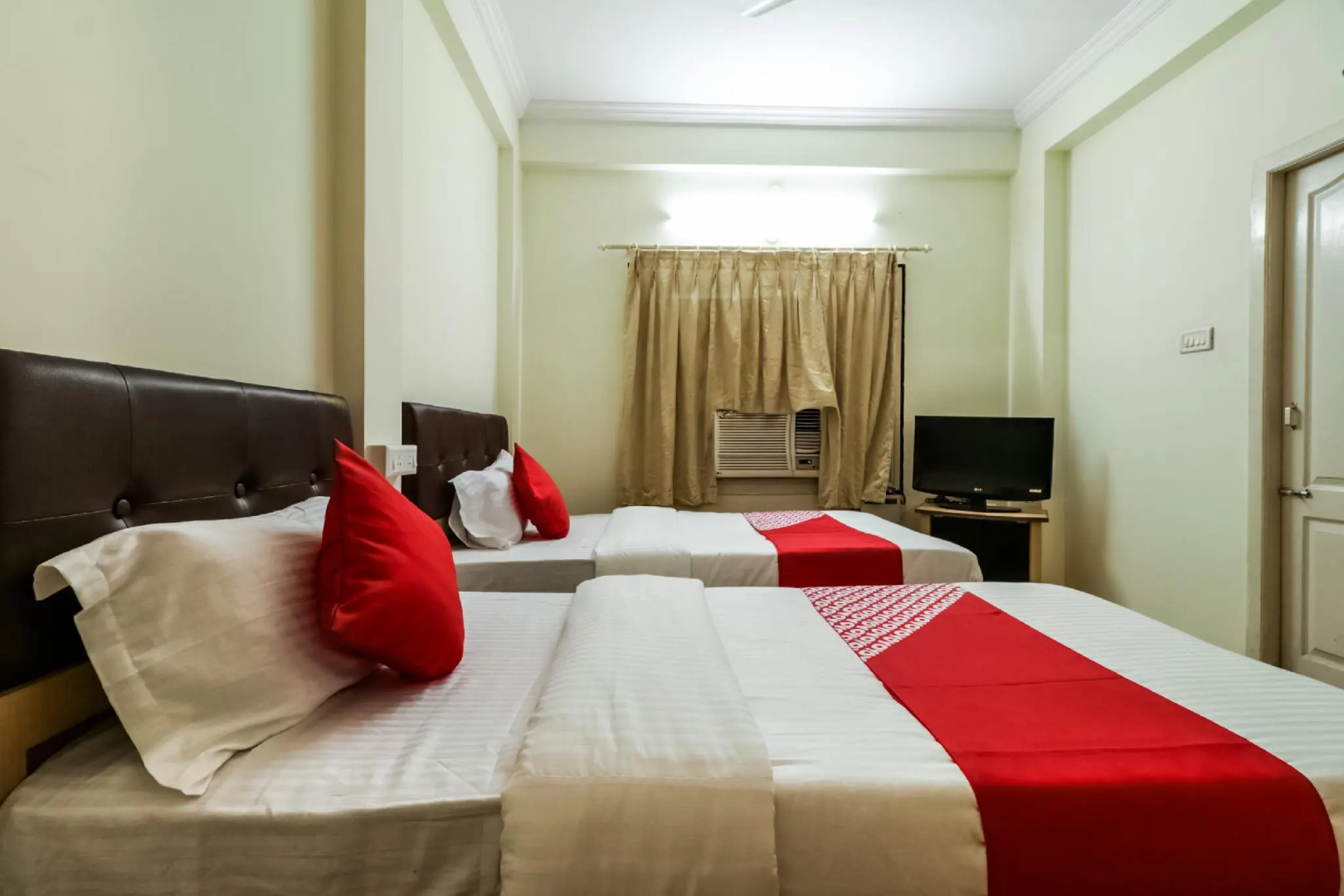 Capital O 35480 Coastal Bay Service Apartments