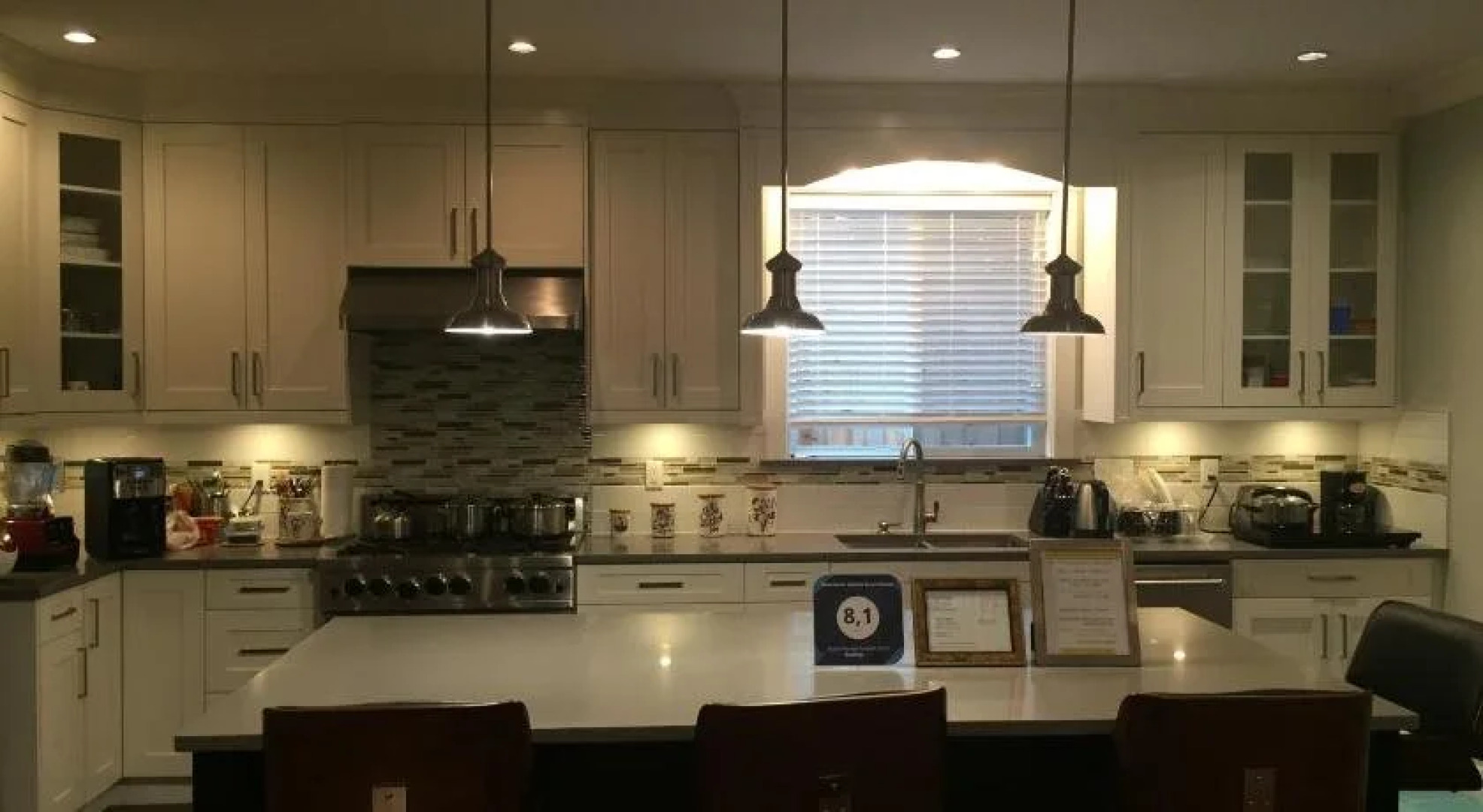 Vancouver Austin Guesthouse