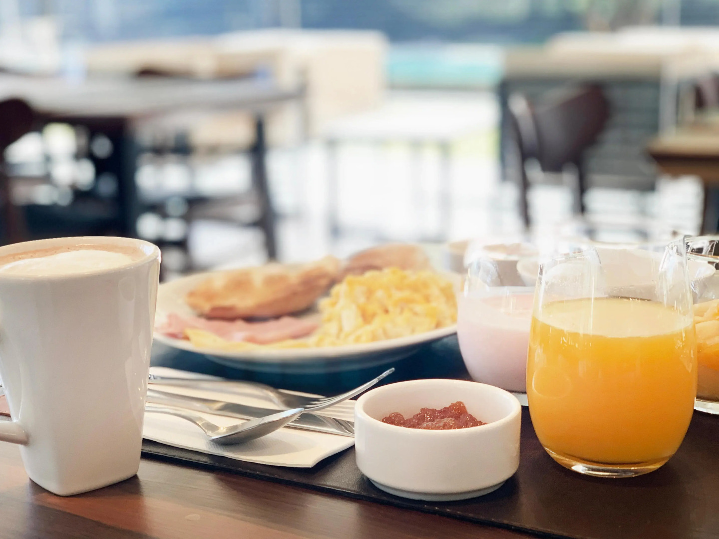 La Urumpta Hotel, AKEN MIND