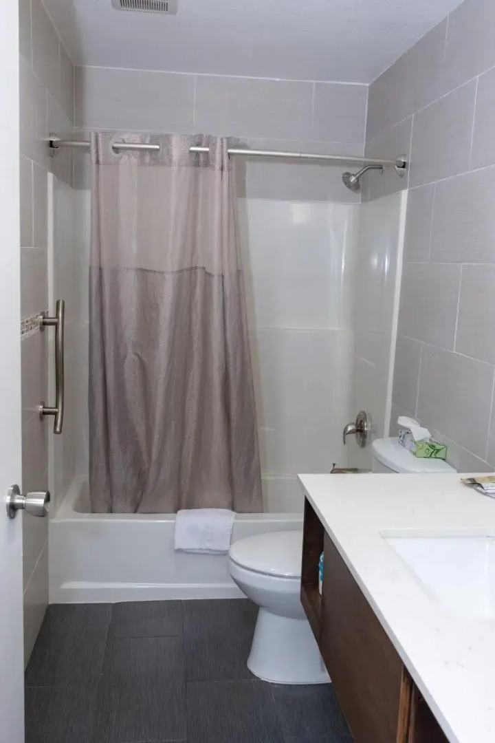 Value Inn Bellflower