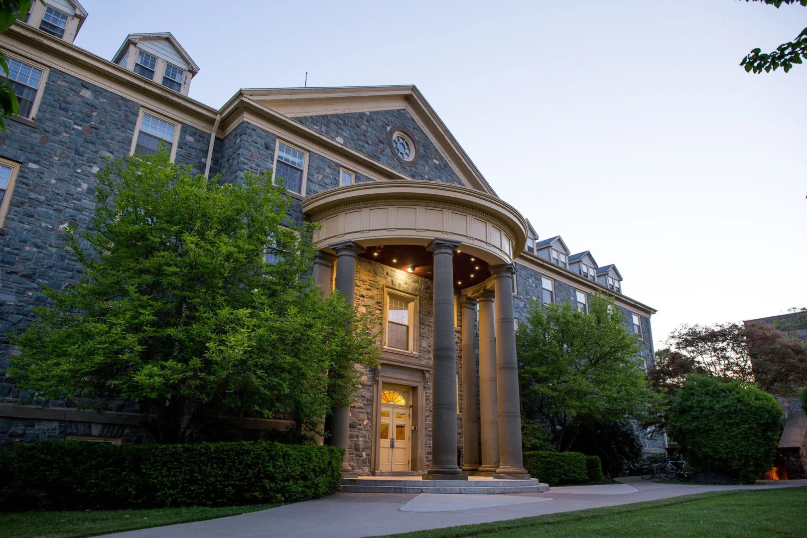 University of King's College