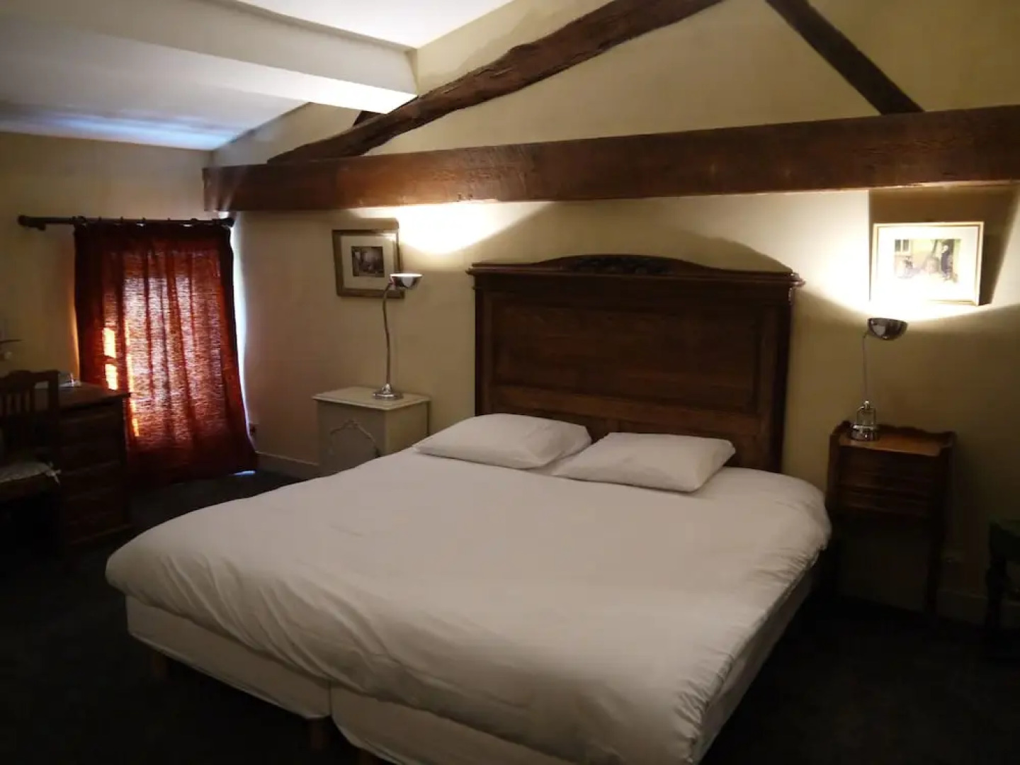 Aux Chambres des Bujours