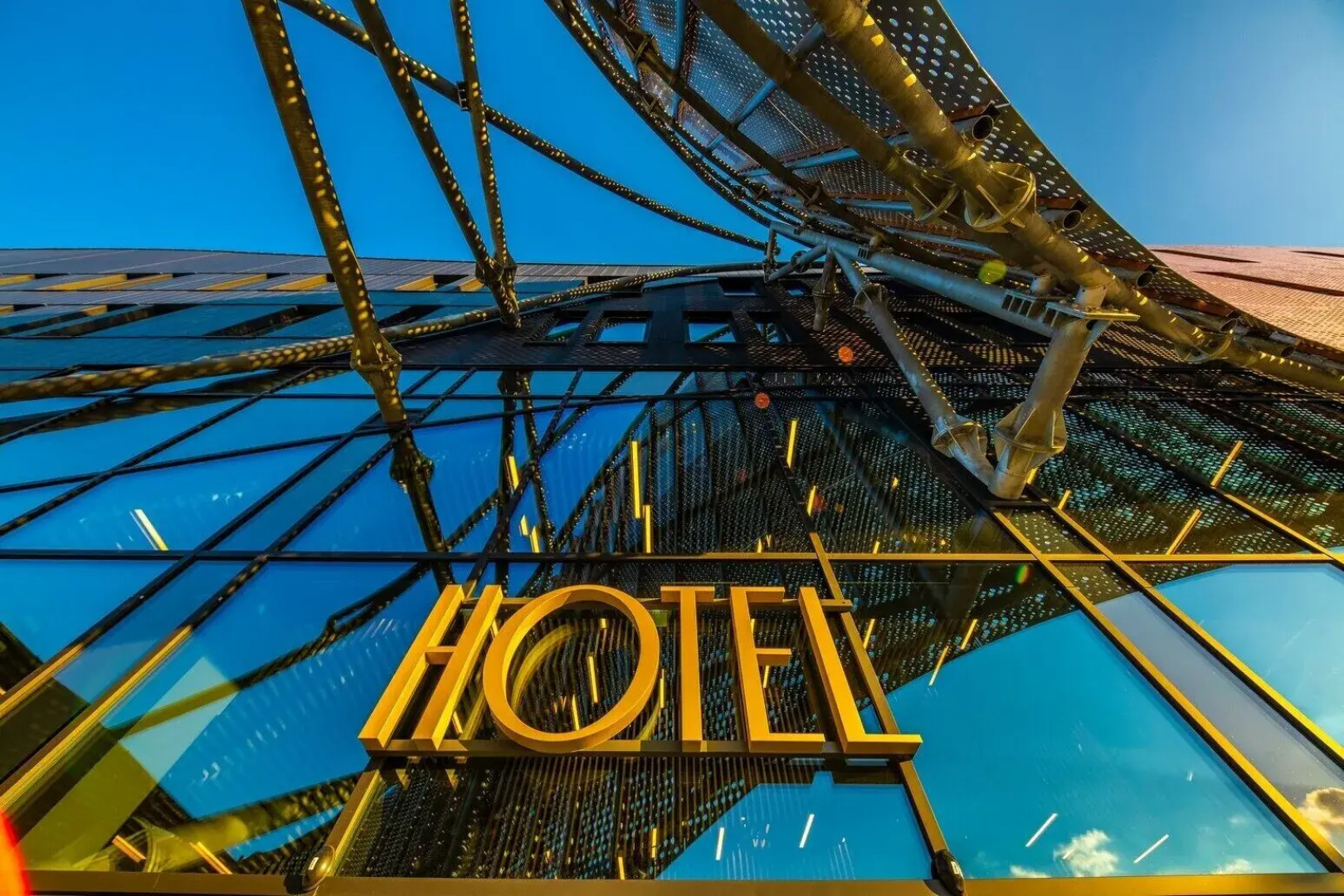 Flow Hotel & Conference